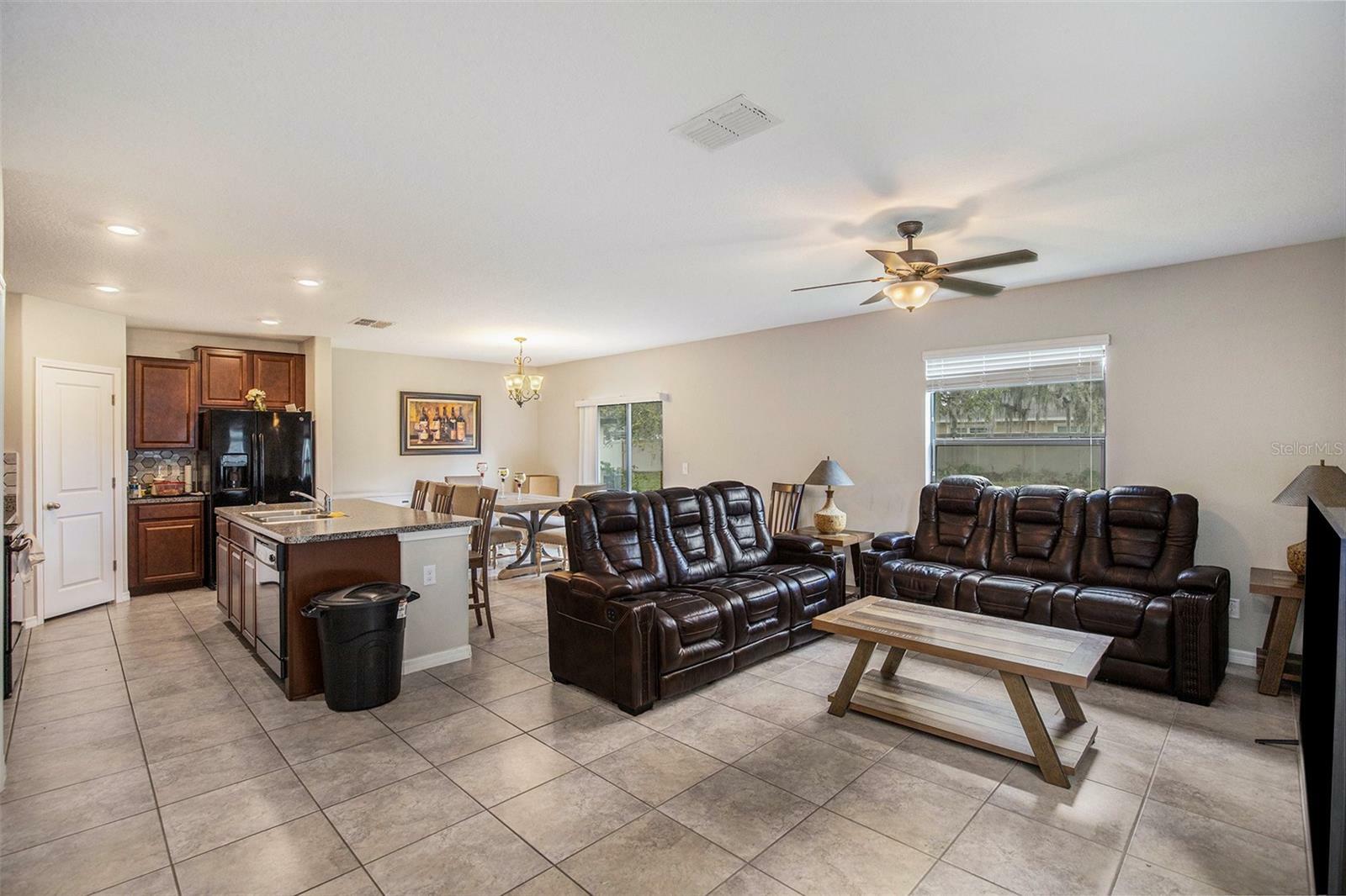 Property Photo: 5123 Brickwood Rise Drive FL 33598