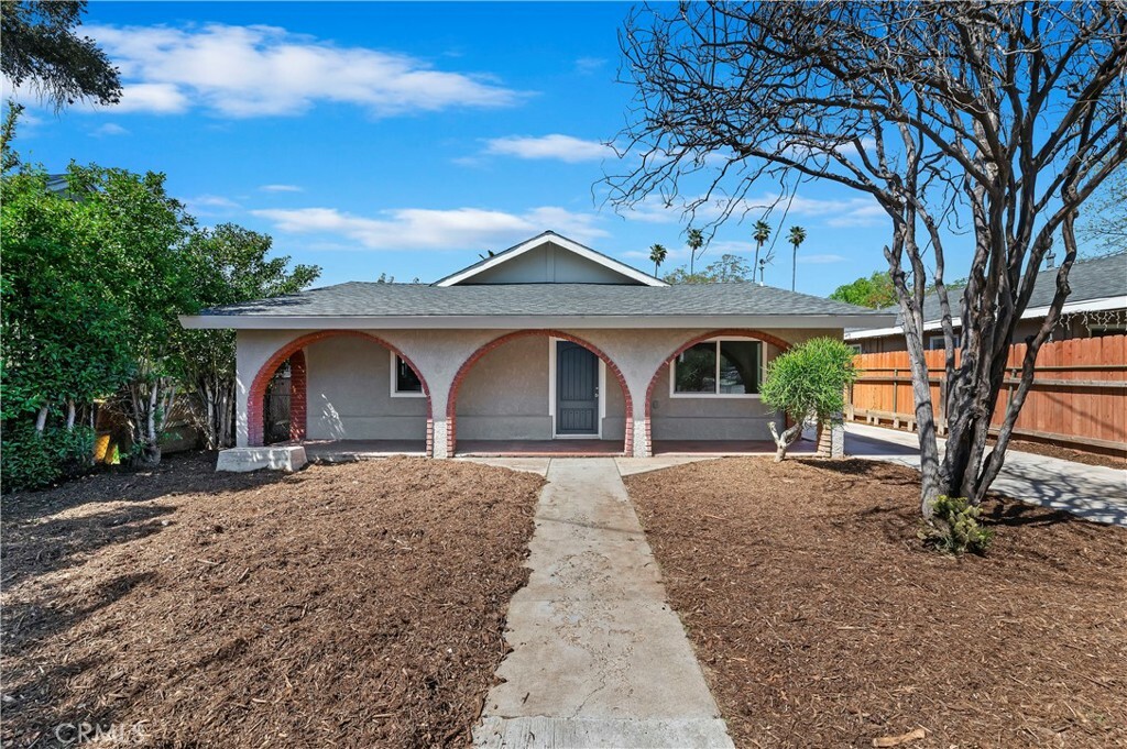 Property Photo:  2349 Vermont Avenue  CA 92507 