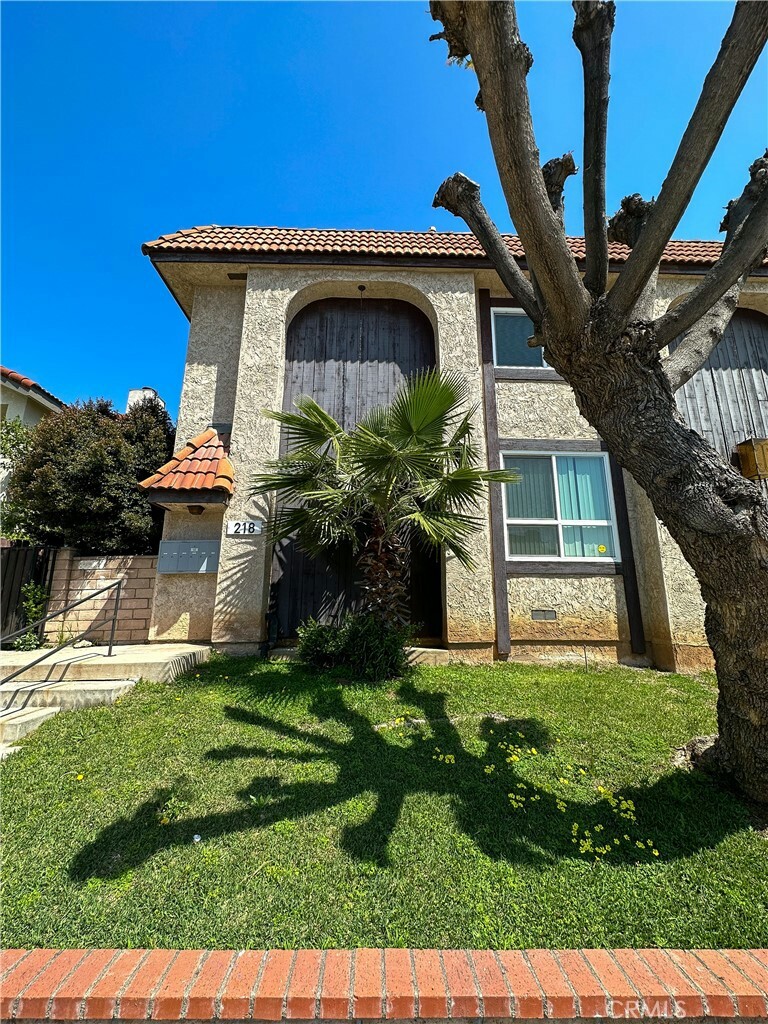 Property Photo:  218 N Marguerita Avenue A  CA 91801 