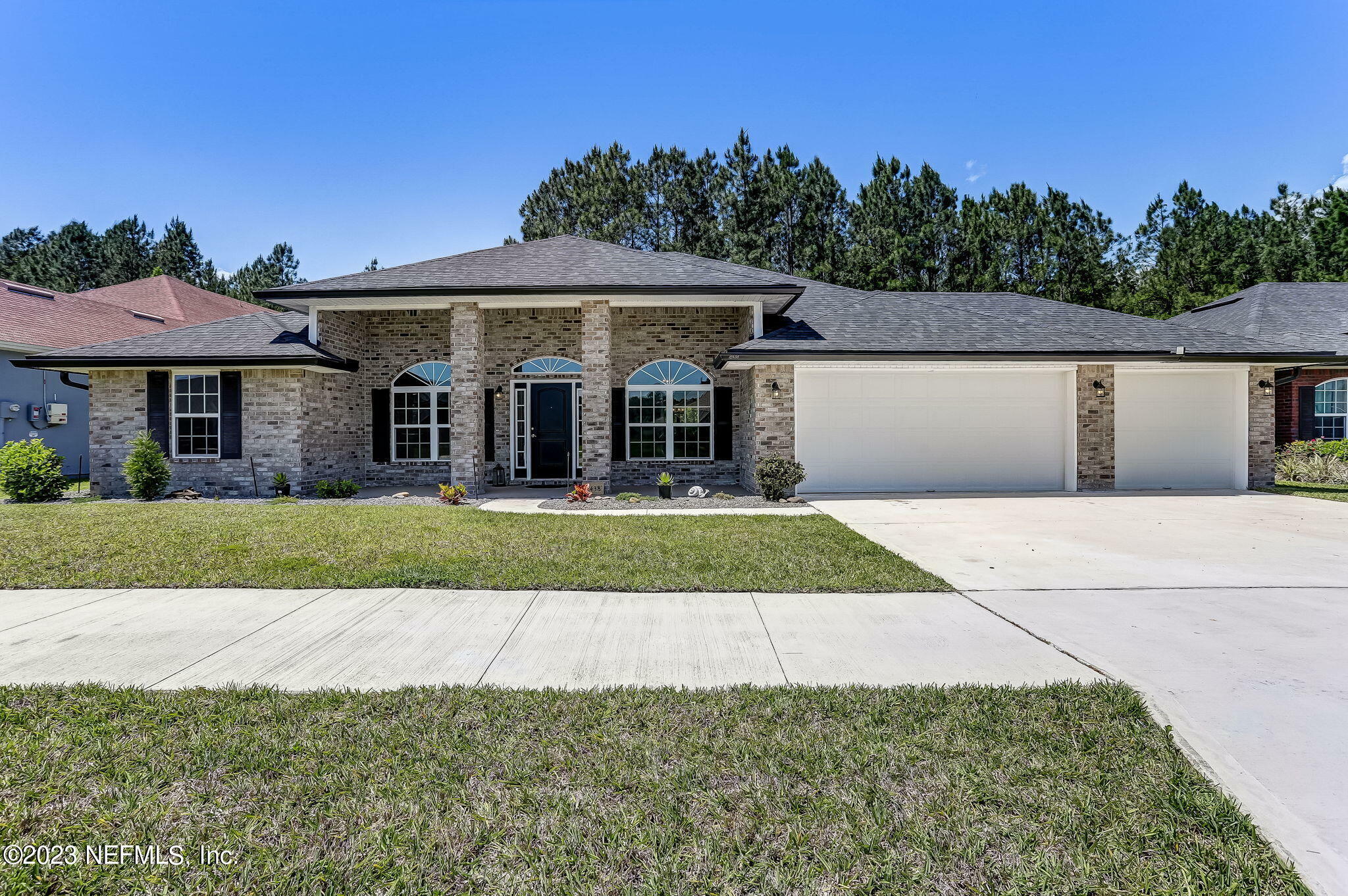 Property Photo:  12438 Weeping Branch Circle  FL 32218 