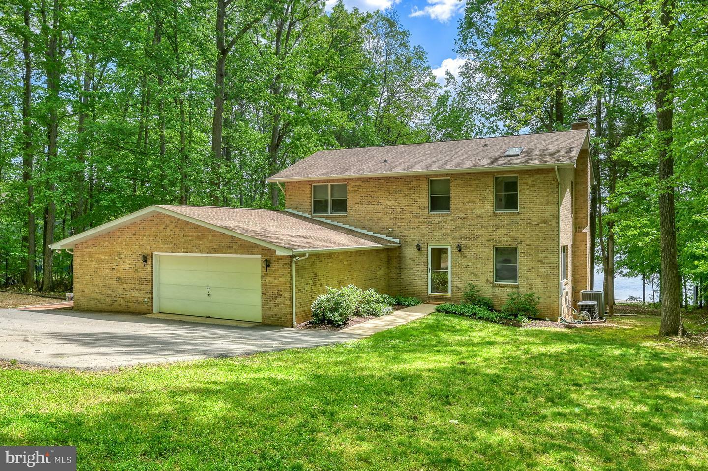 Property Photo: 1302 Moody Town Road VA 23024