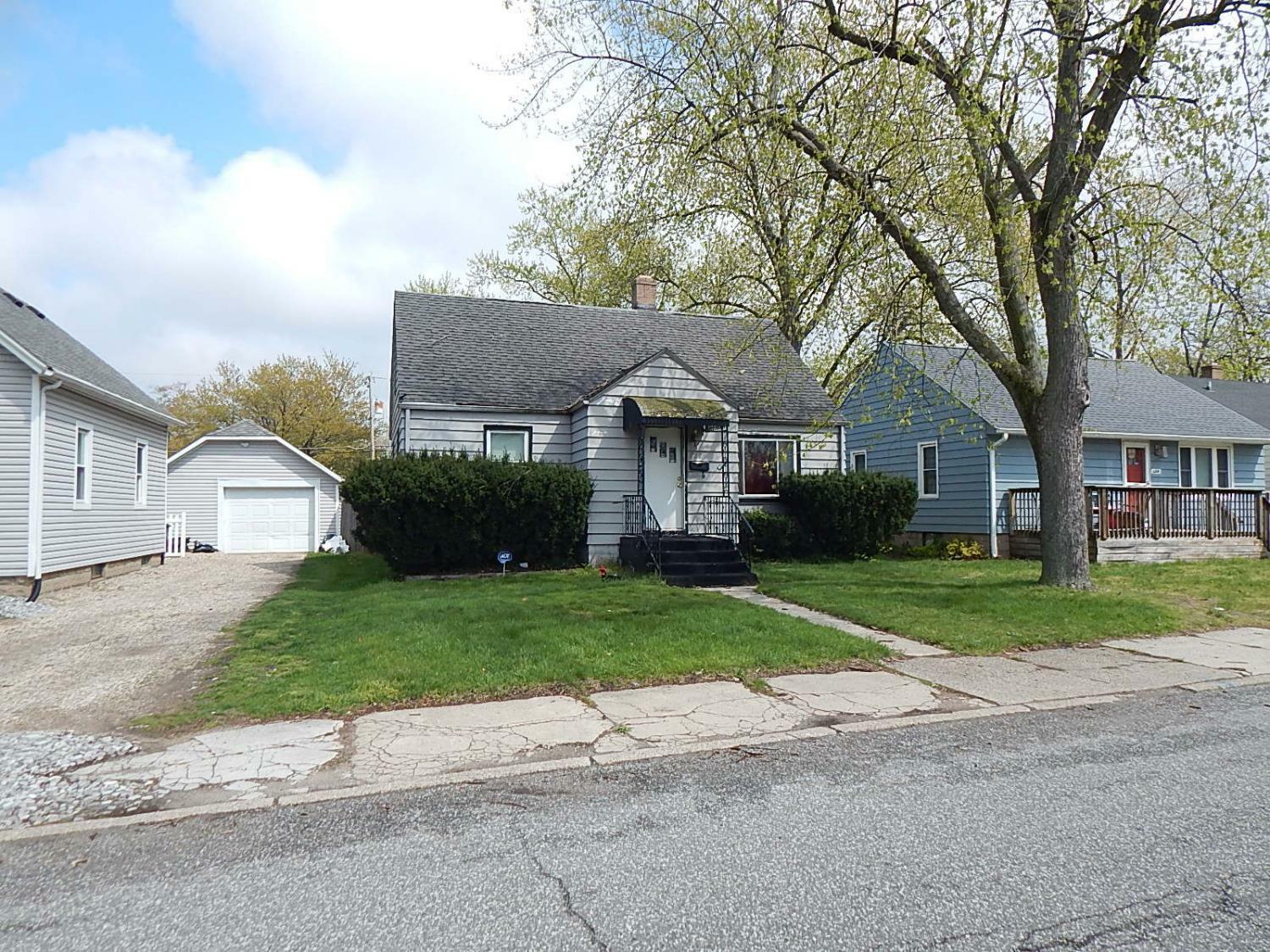 Property Photo: 322 Hendricks Street IN 46360