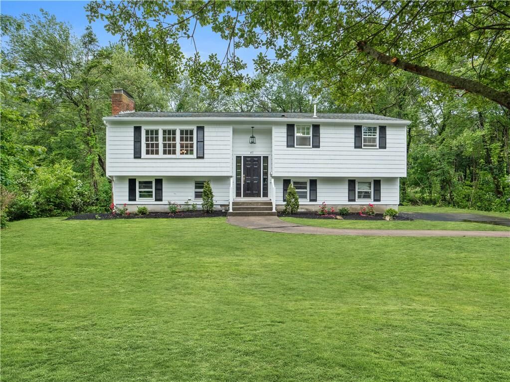 Property Photo:  61 Glen Dr  RI 02818 