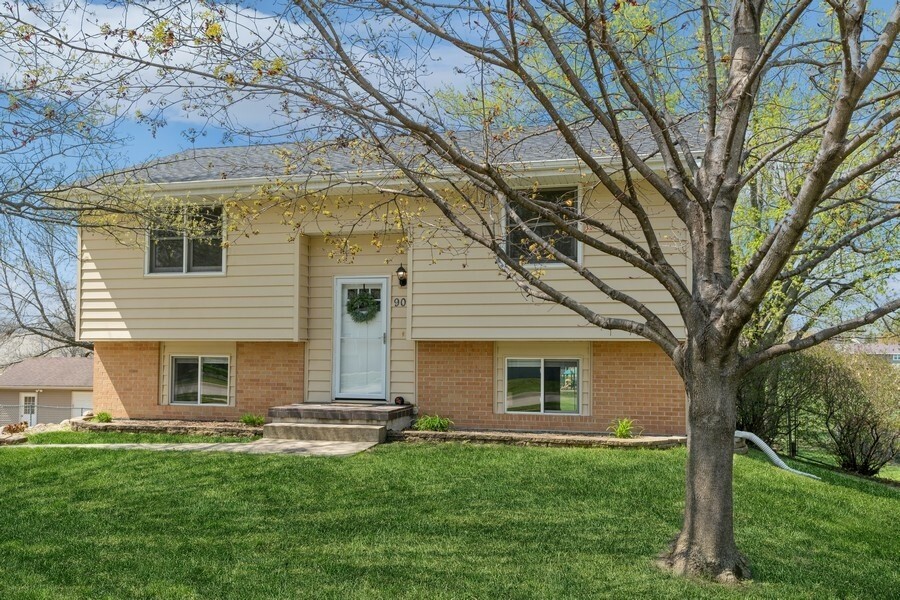 909 Casady Drive  Norwalk IA 50211 photo