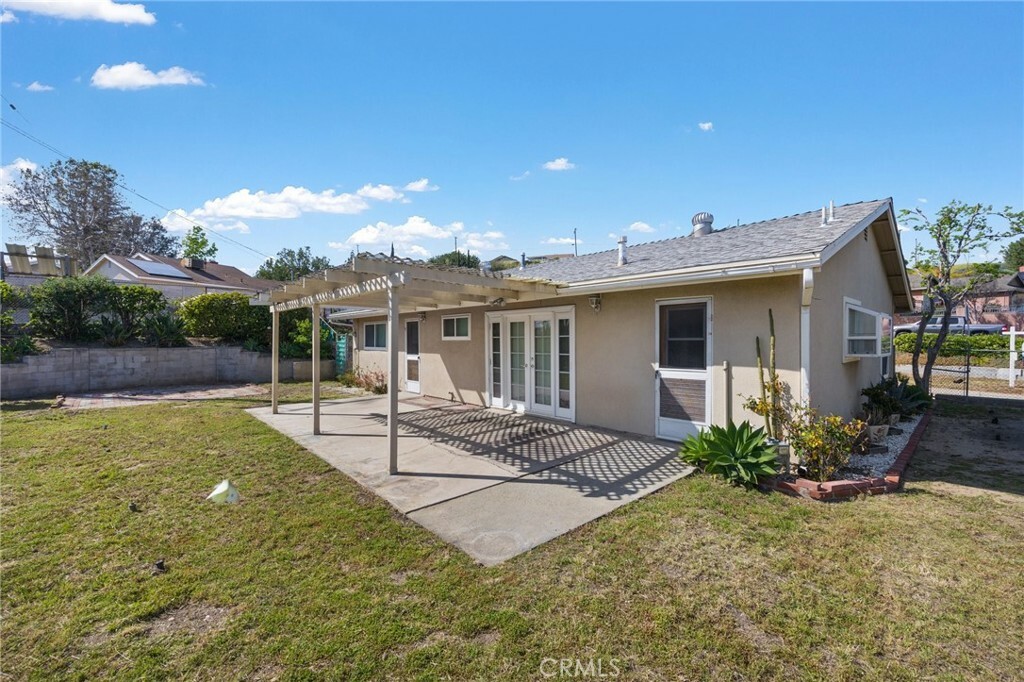 Property Photo:  310 Pineridge Street  CA 92821 