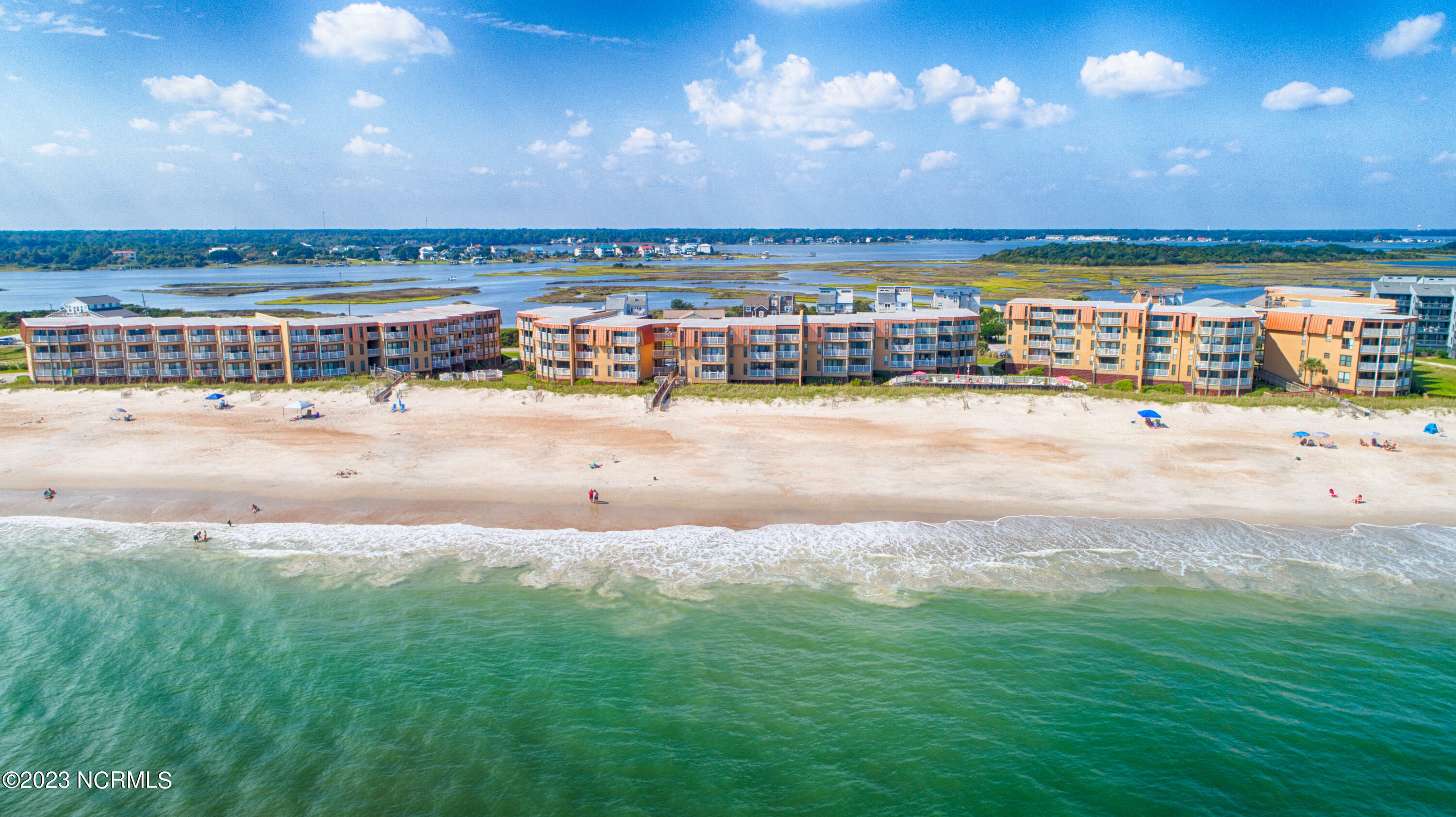 Property Photo: 1822 New River Inlet Road 1211 NC 28460