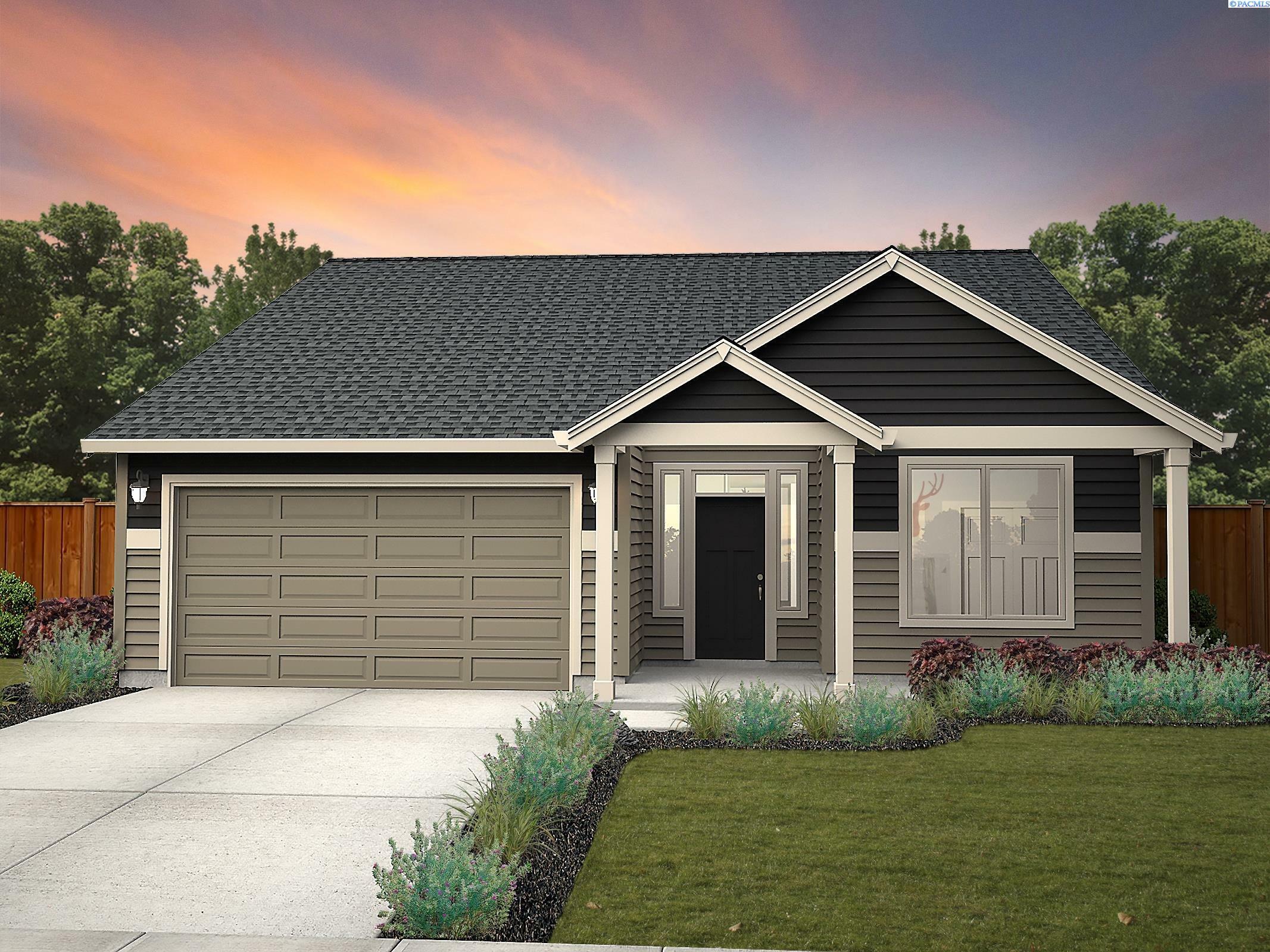 Property Photo:  308 Ruby Ave  WA 98930 
