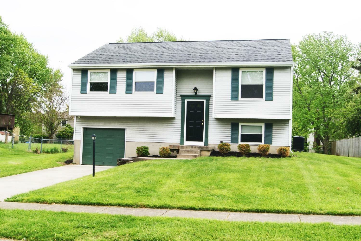 Property Photo: 1170 Muirwood Ln OH 45103