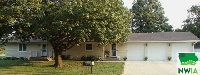 Property Photo:  1108 Webb Street  IA 51234 