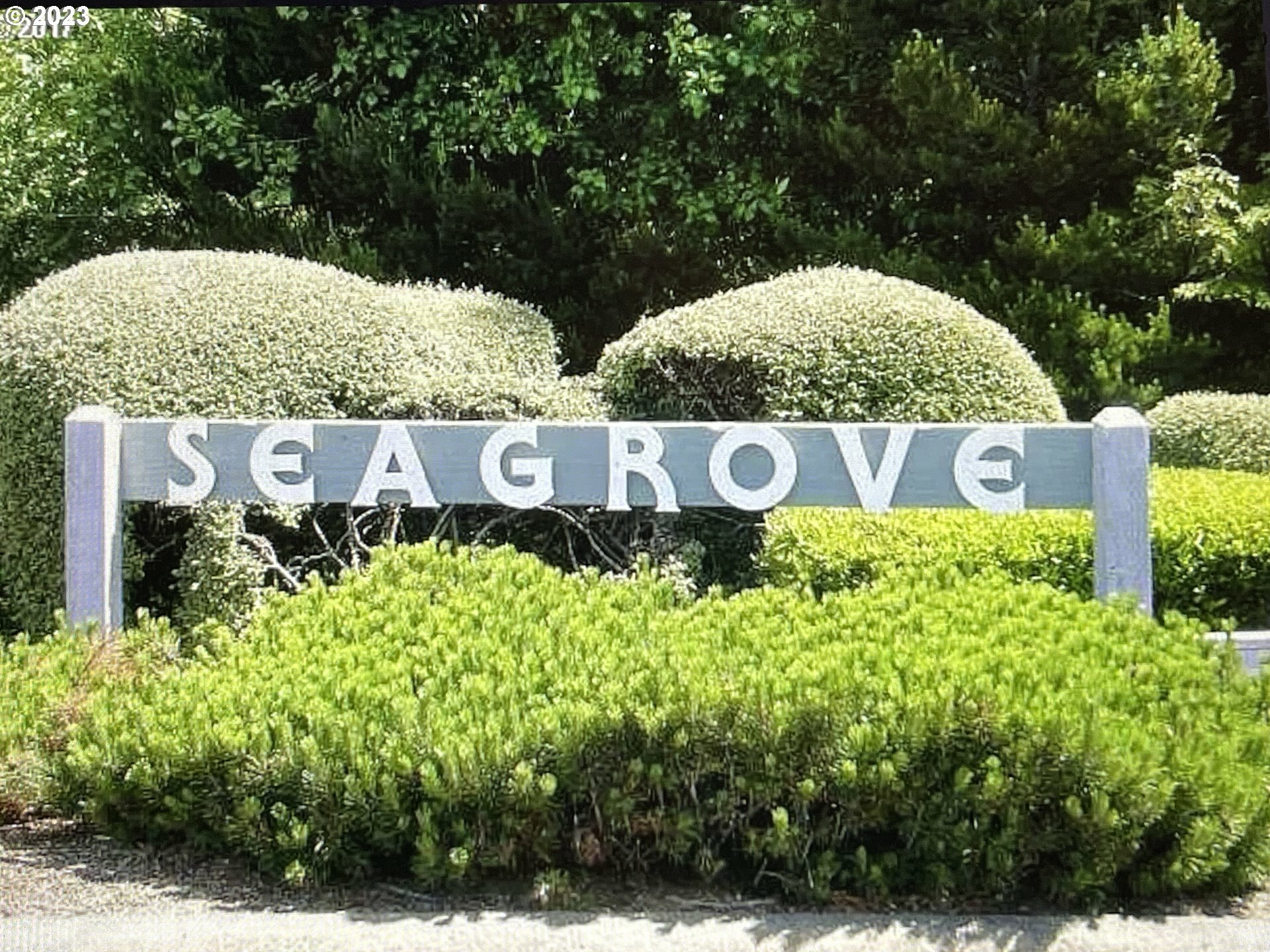 Seagrove Loop  Lincoln City OR 97367 photo