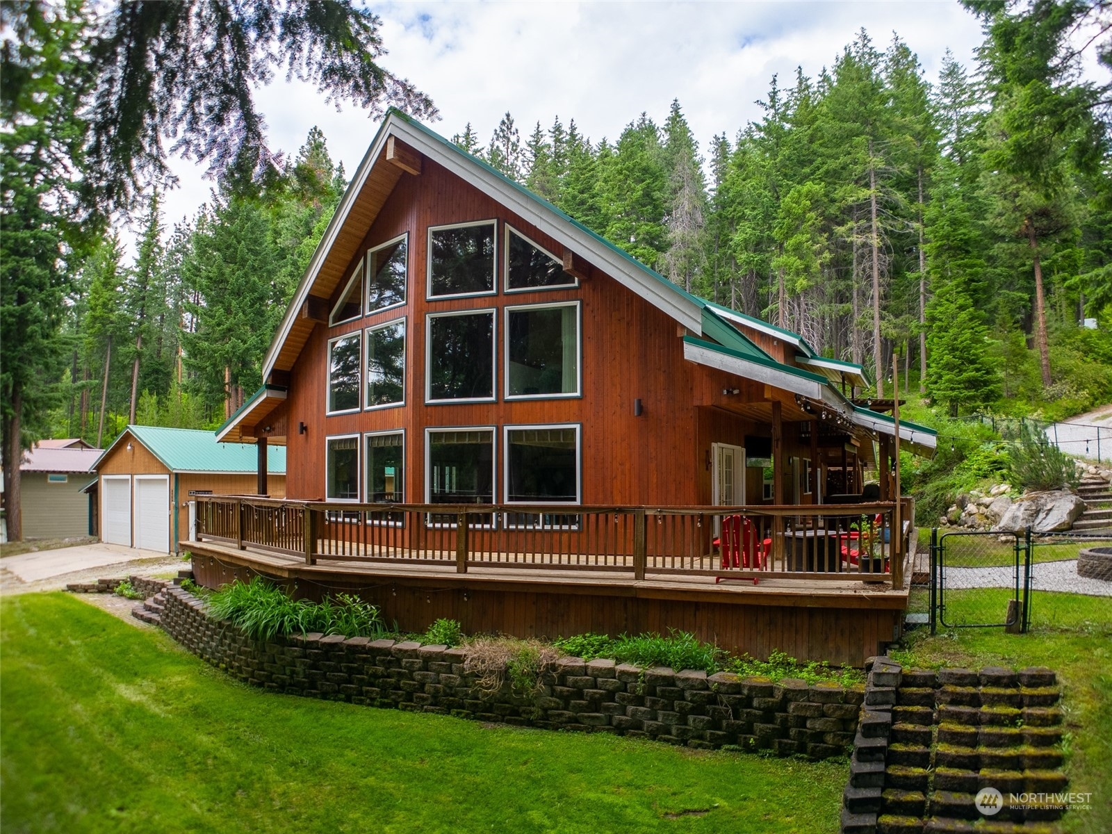 Property Photo:  2452 Salal Drive  WA 98826 