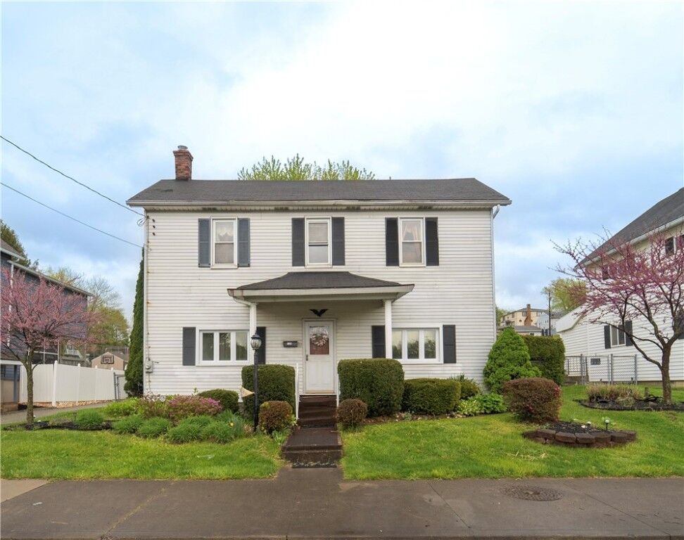 Property Photo:  135 Bridgeport St  PA 15666 