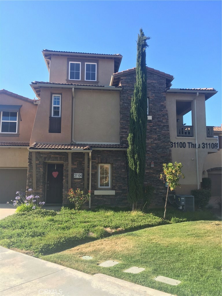 Property Photo:  31104 Strawberry Tree Lane  CA 92592 