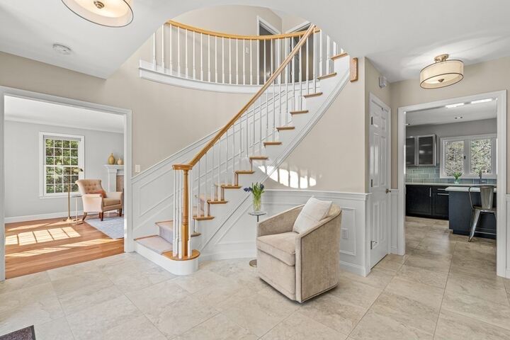 Property Photo:  14 Piper'S Glen  MA 01810 