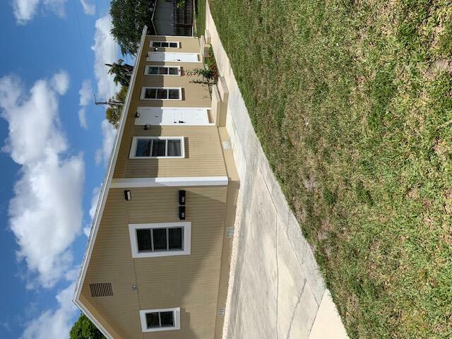 1021 Selkirk Street A  West Palm Beach FL 33405 photo