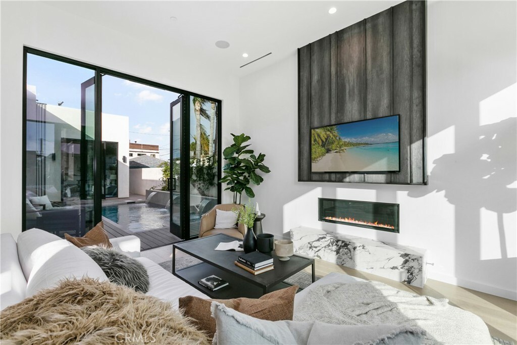 Property Photo: 215 Lincoln Avenue CA 92648