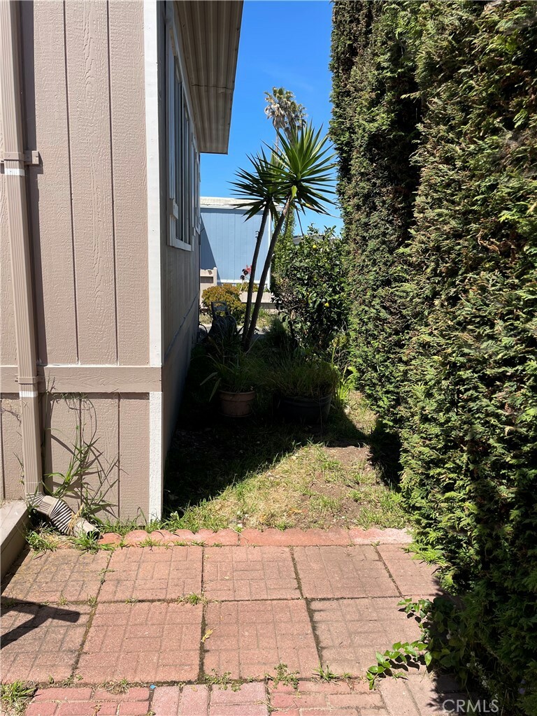 Property Photo:  2700 Cienaga Street 80  CA 93445 