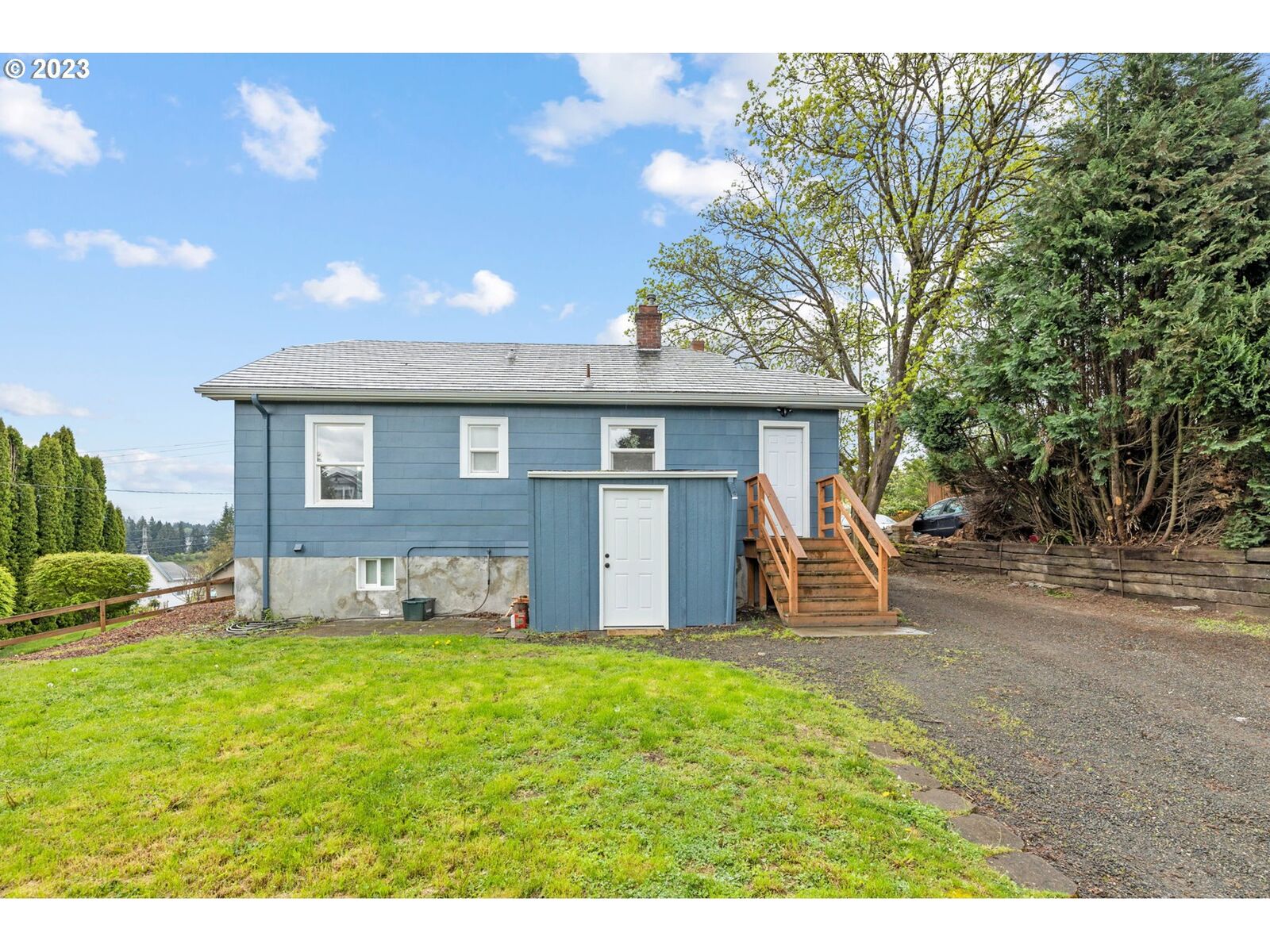 Property Photo: 204 NW 48th Cir WA 98663