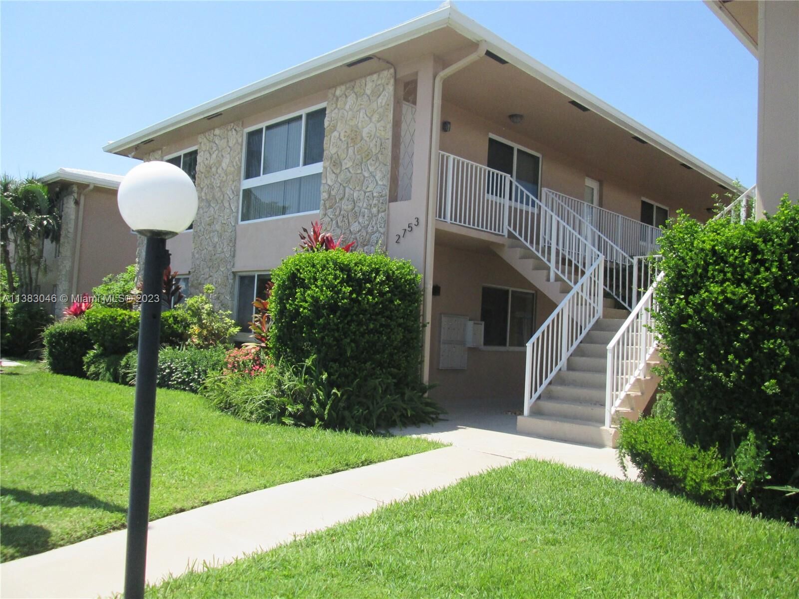 Property Photo:  2753 NE 28th St 4E  FL 33064 