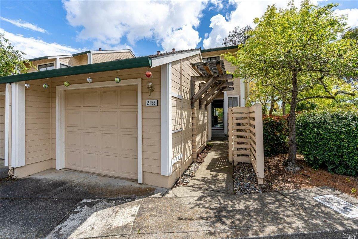Property Photo: 2158 Riesling Way CA 95403