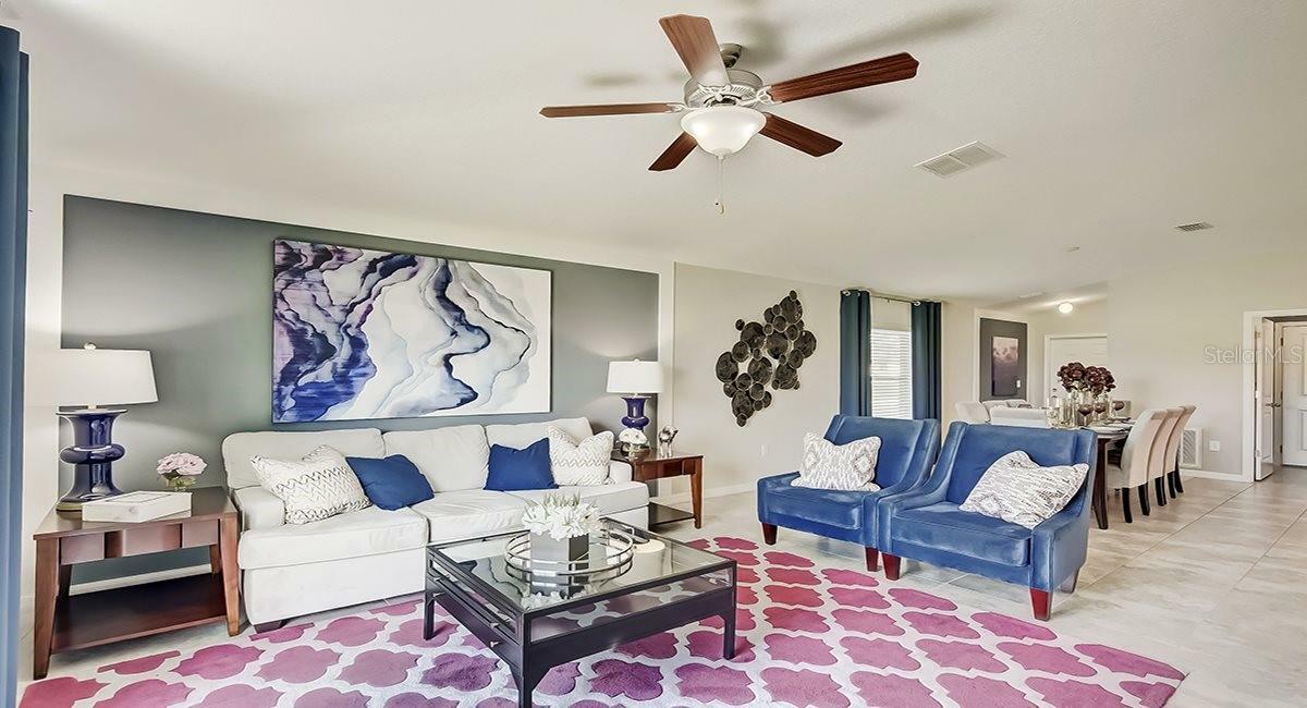 Property Photo: 1888 Yellow Trail FL 33805
