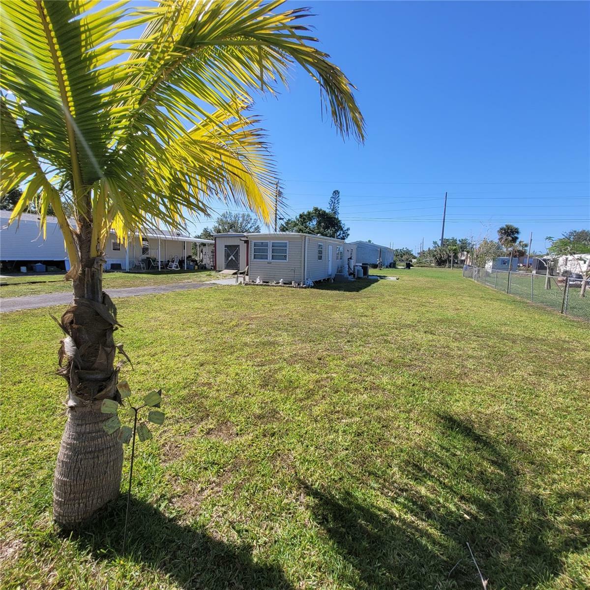 Property Photo:  2627 Cindy Avenue  FL 33950 