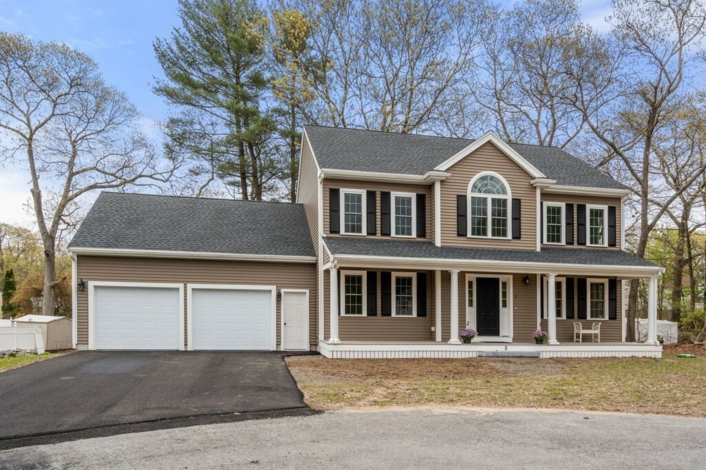 Property Photo: 5 Cherry Cir MA 02368
