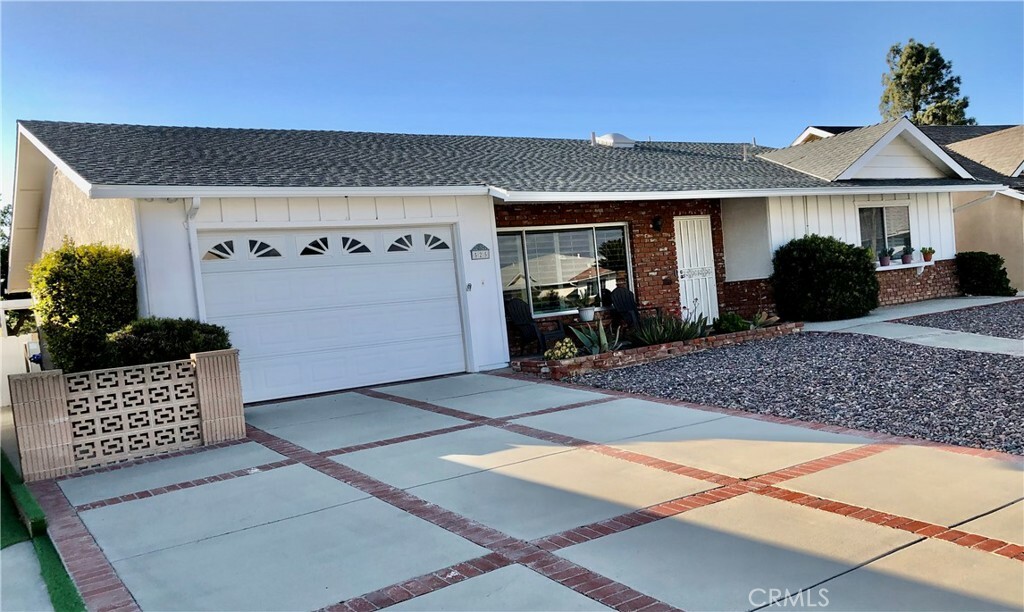 Property Photo:  525 Mount Eden Drive  CA 92543 