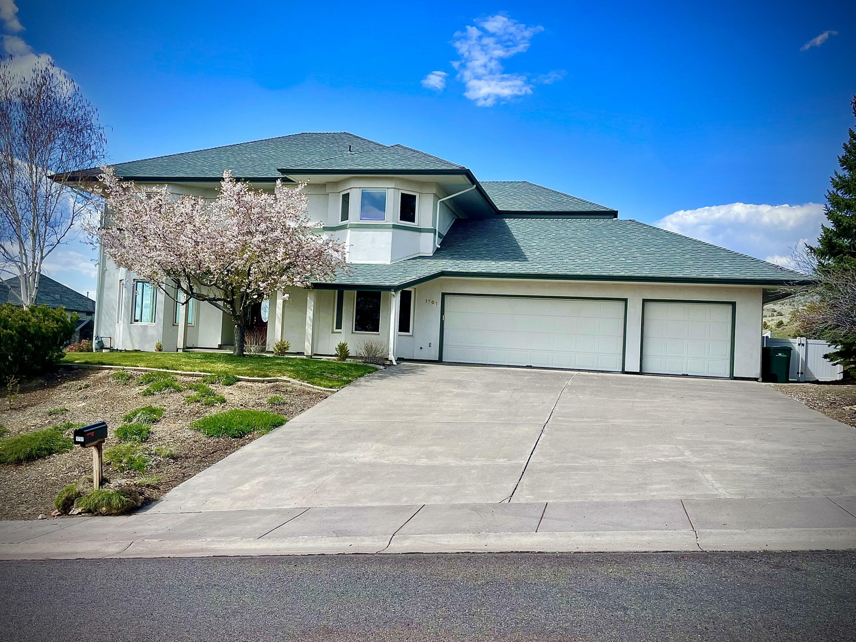 1701 Quail Ridge Drive  Klamath Falls OR 97601 photo