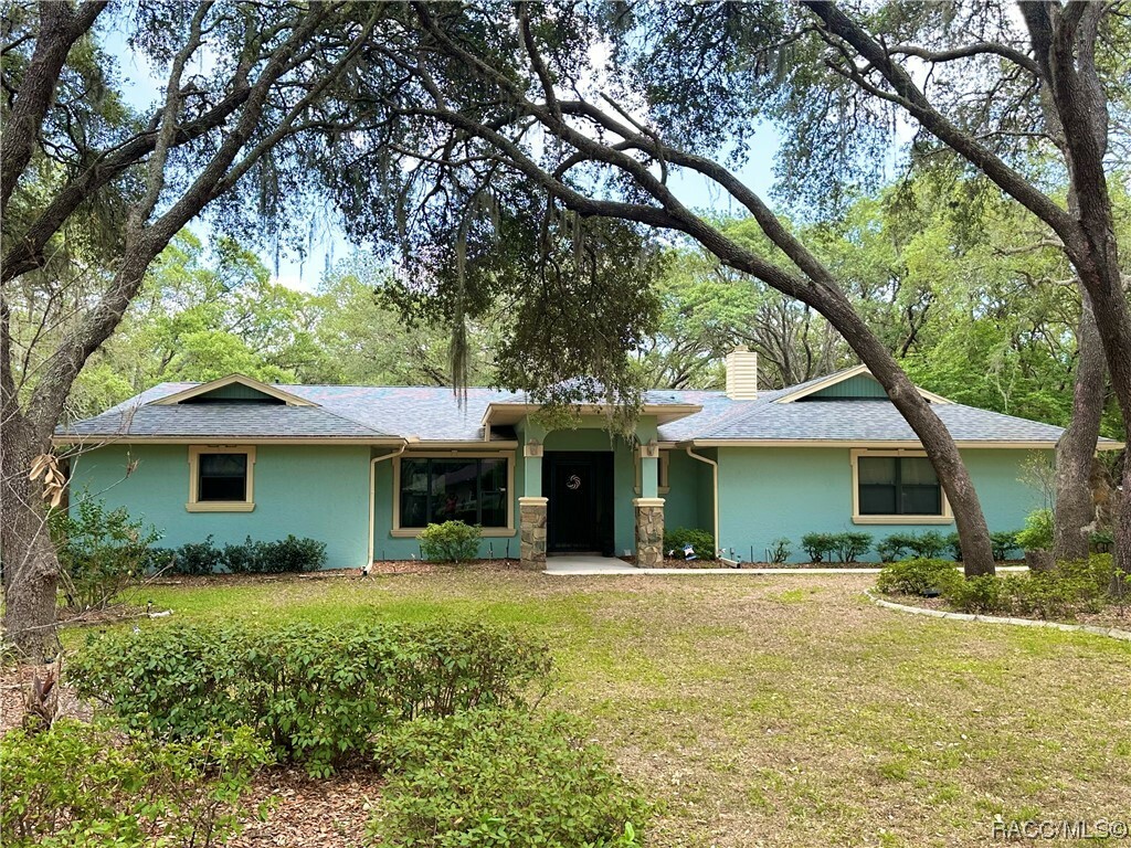 Property Photo:  319 N Indianapolis Avenue  FL 34442 