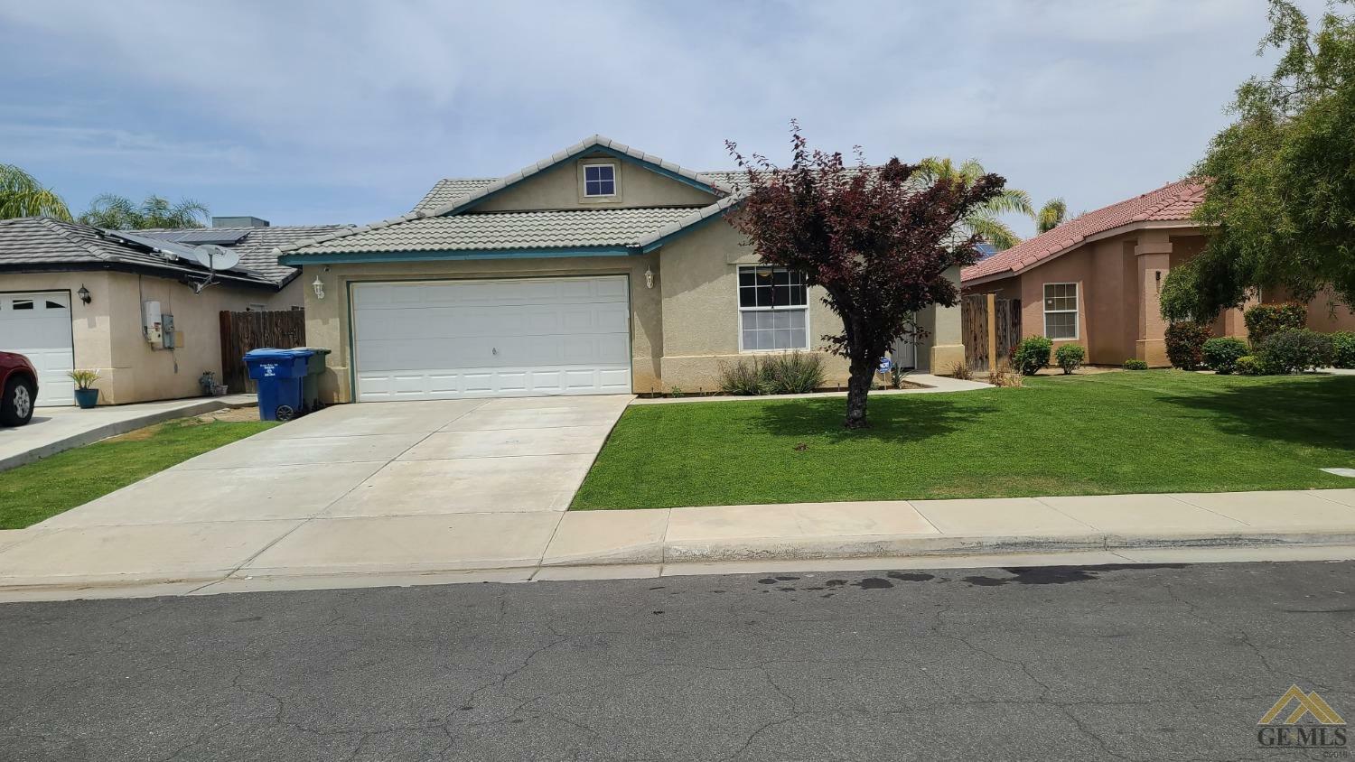 322 Fern Meadow Drive  Bakersfield CA 93308 photo