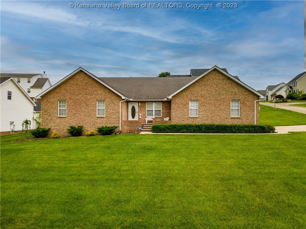 Property Photo: 1537 Thistlewood Circle WV 25526