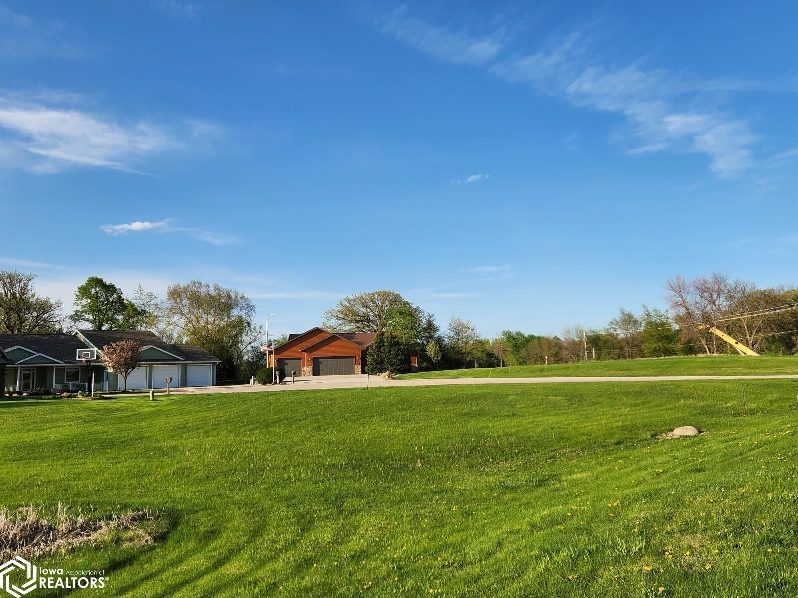 Property Photo: 202 Brickyard Court IA 50475