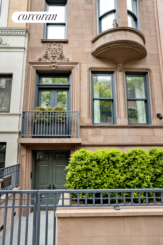Property Photo:  248 W 71st Street  NY 10023 