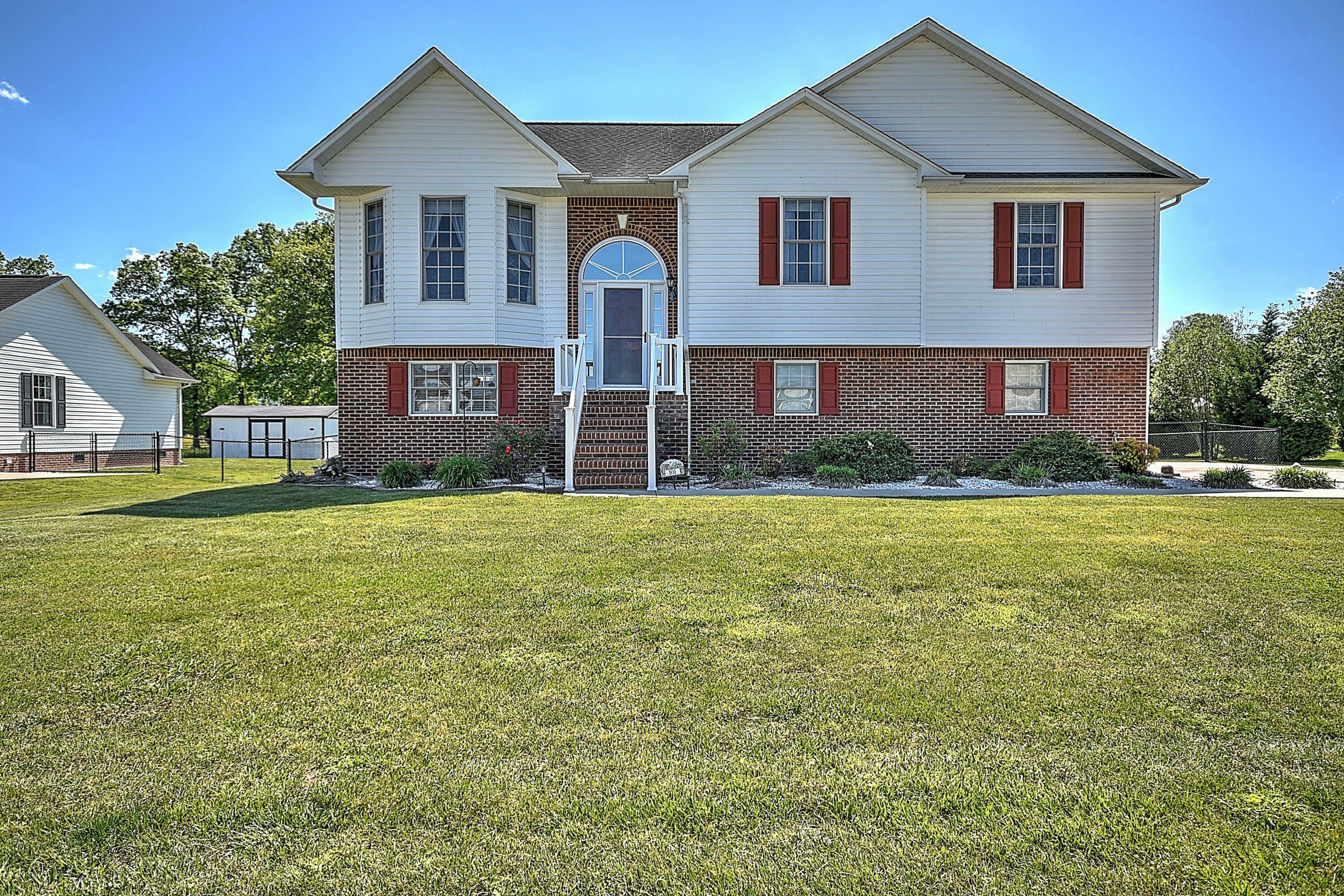 Property Photo:  101 Fox Meadows Drive  TN 37642 