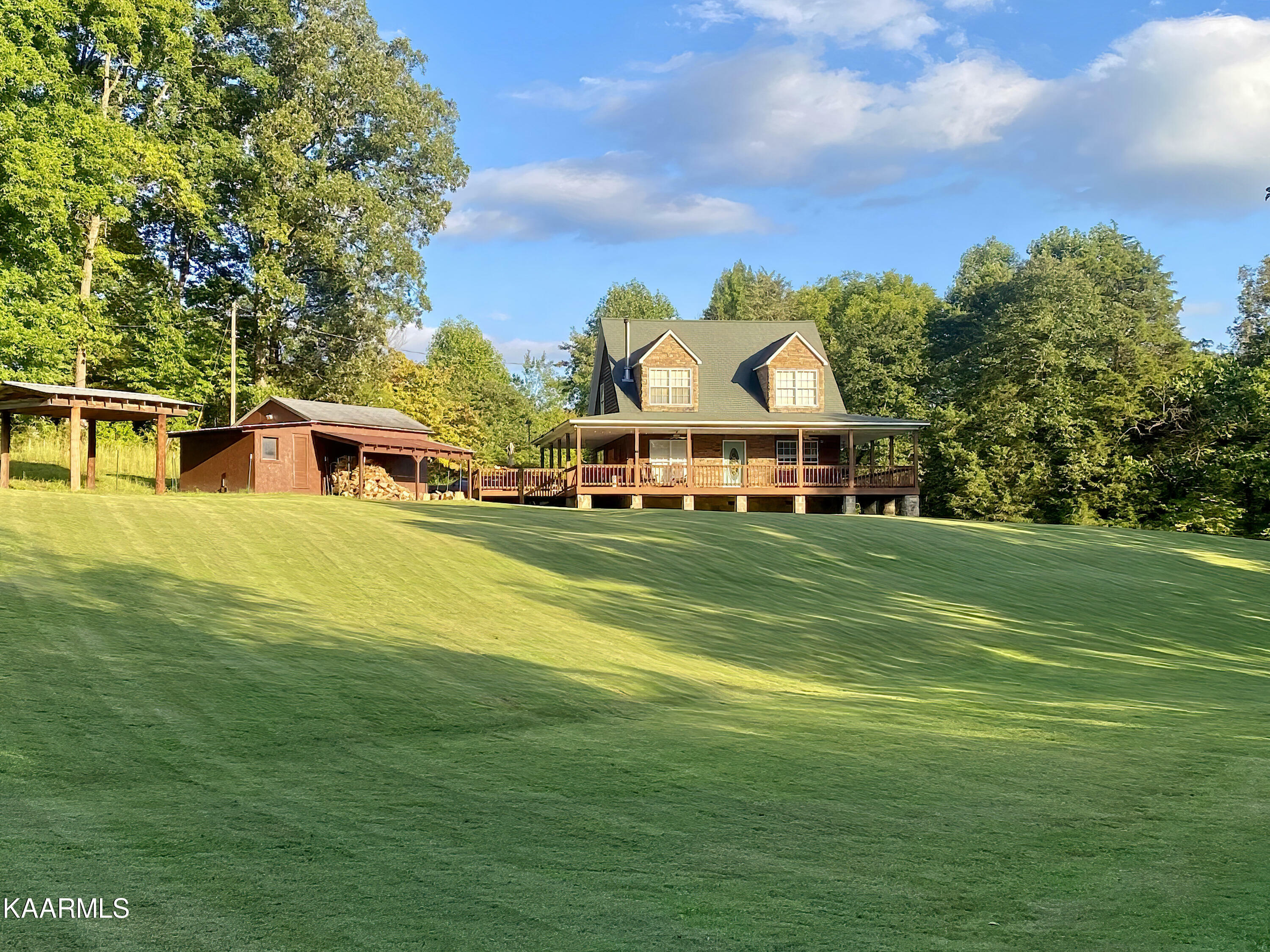 Property Photo:  212 Barlow Rd  TN 37716 