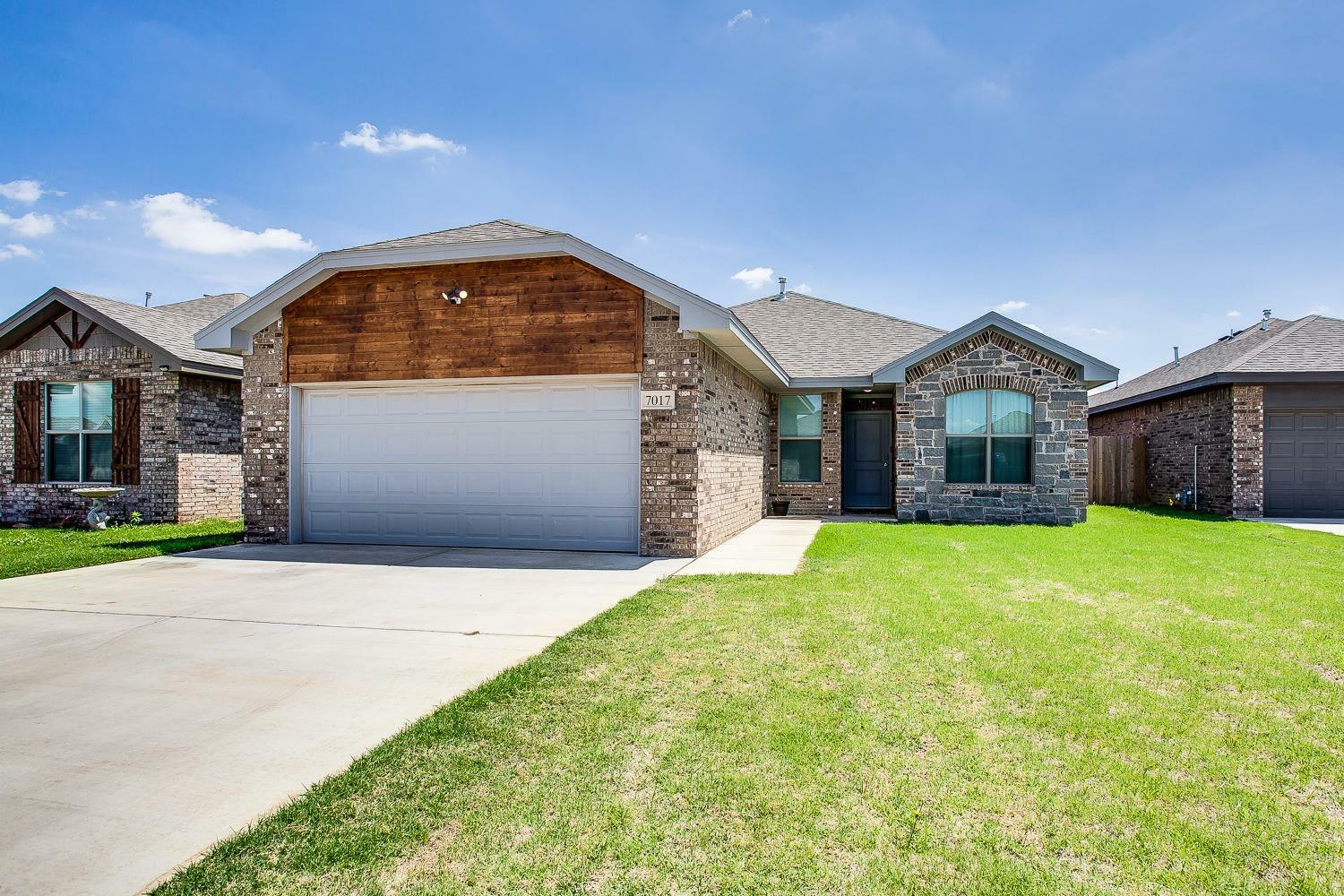 Property Photo: 7017 10th Street TX 79416