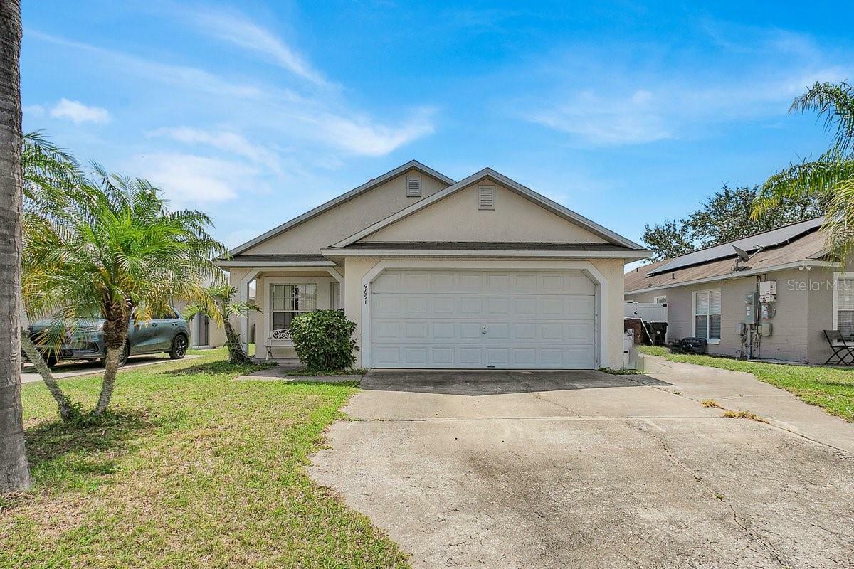 Property Photo:  9691 Hollyhill Drive  FL 32824 