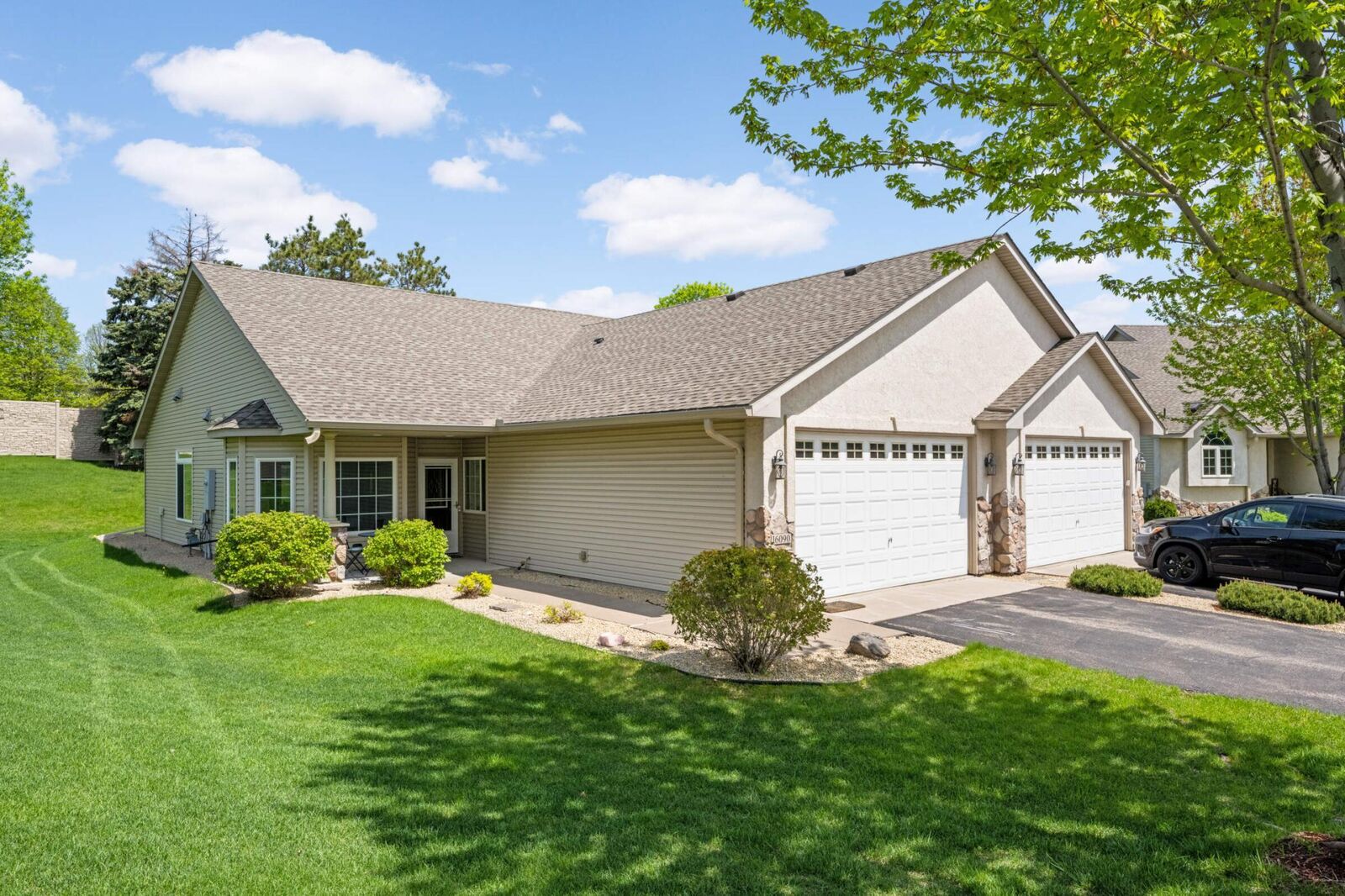Property Photo: 16090 70th Place N MN 55311