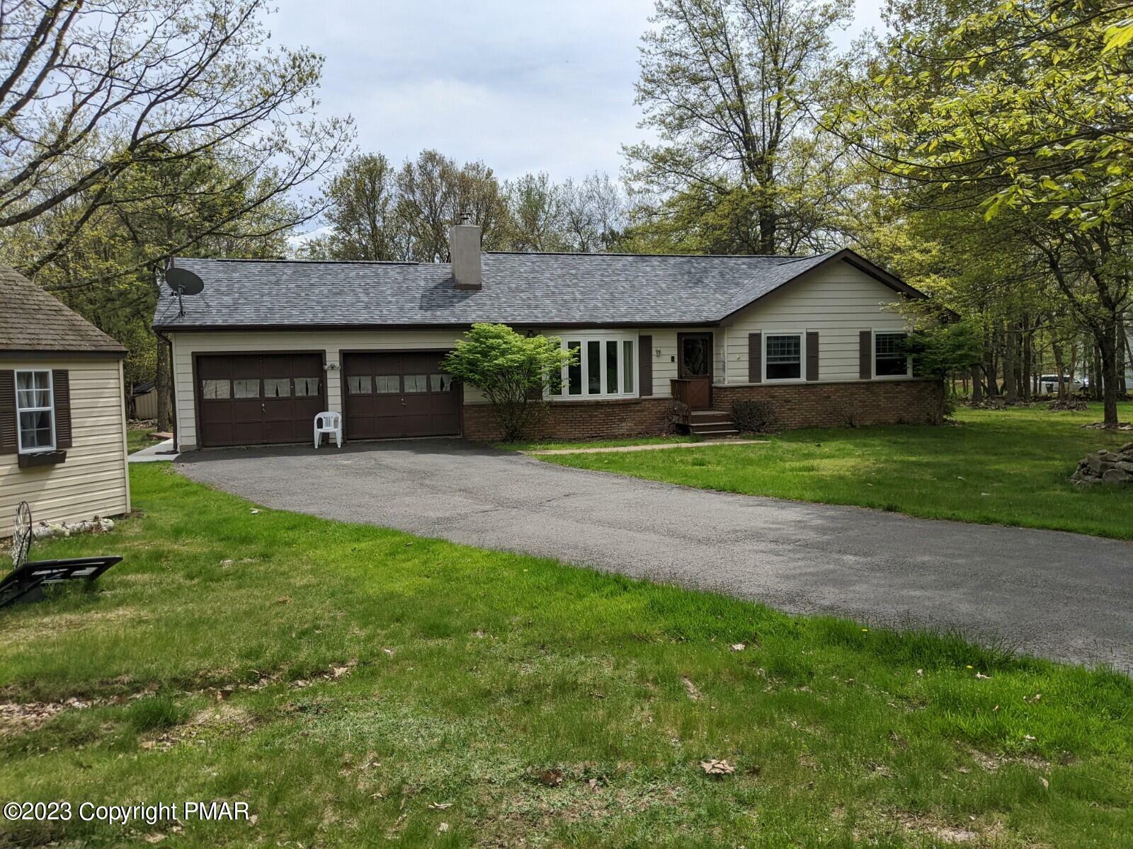 Property Photo:  2039 Candlewood Lane  PA 18610 