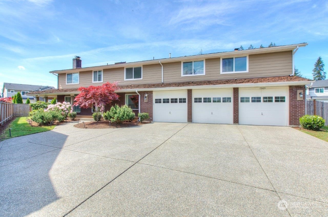 Property Photo:  15423 SE 277th Place  WA 98042 