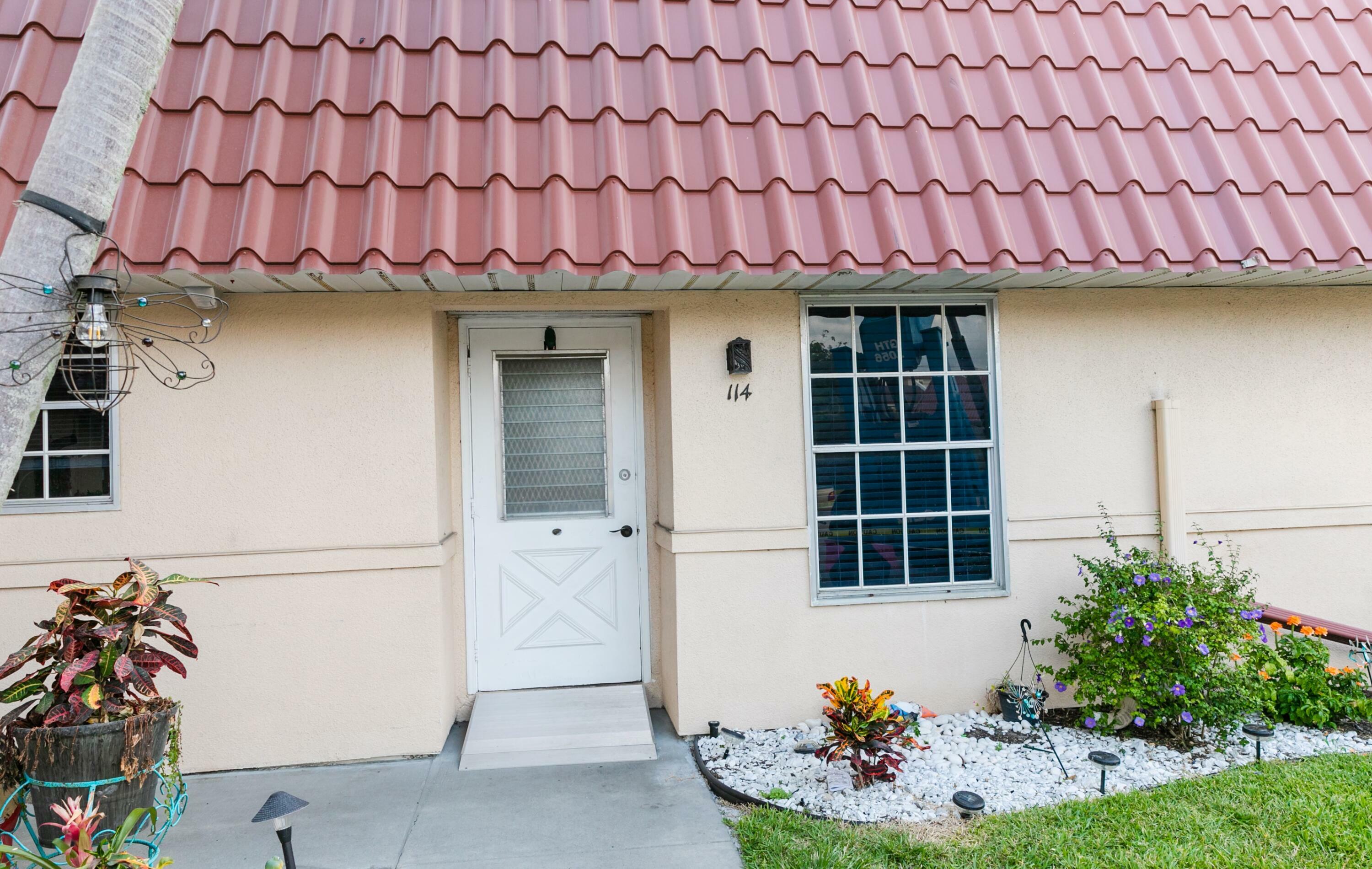 Property Photo:  114 Amherst Lane  FL 33467 