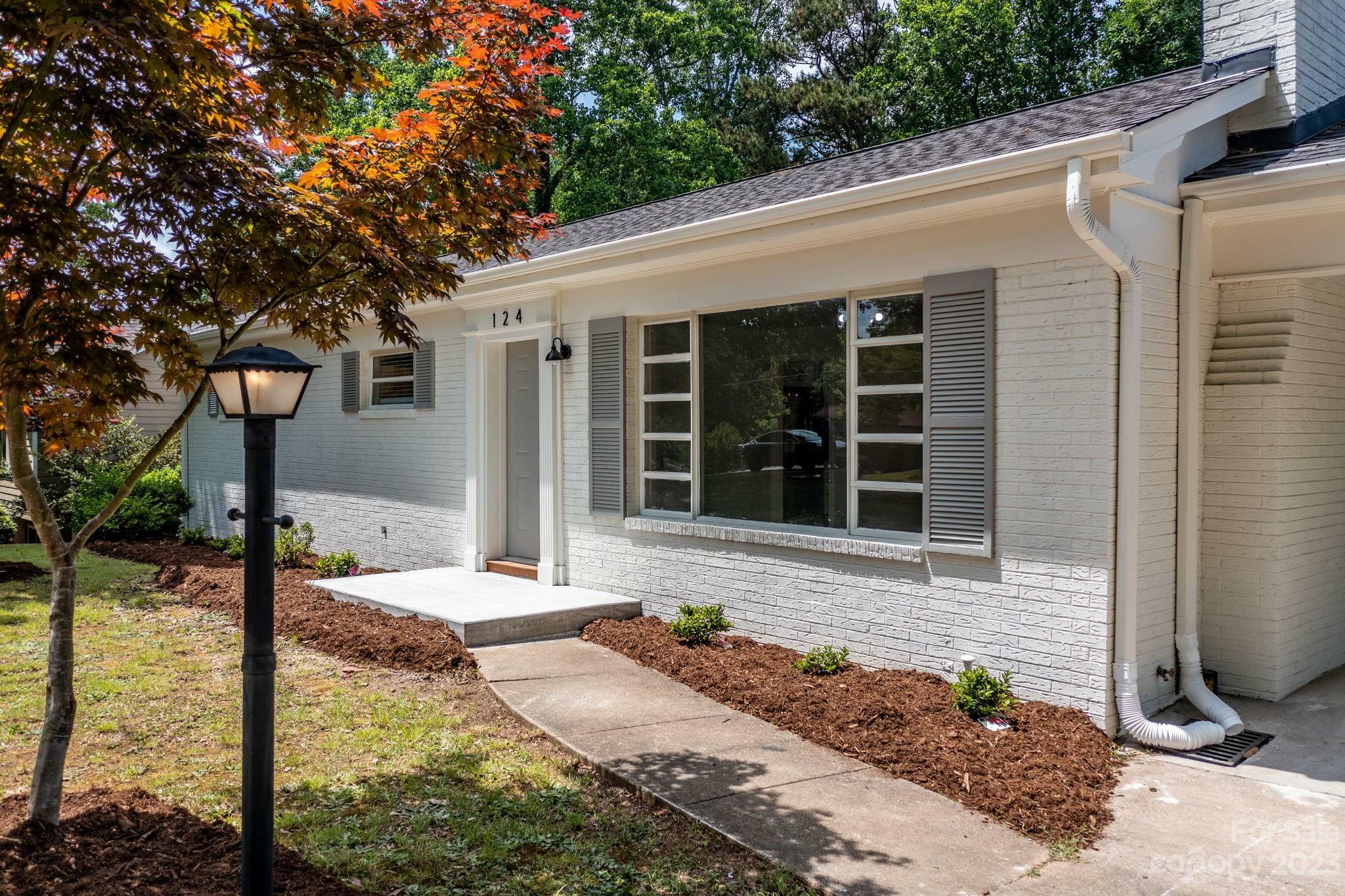 Property Photo: 124 28th Ave Drive NW NC 28601