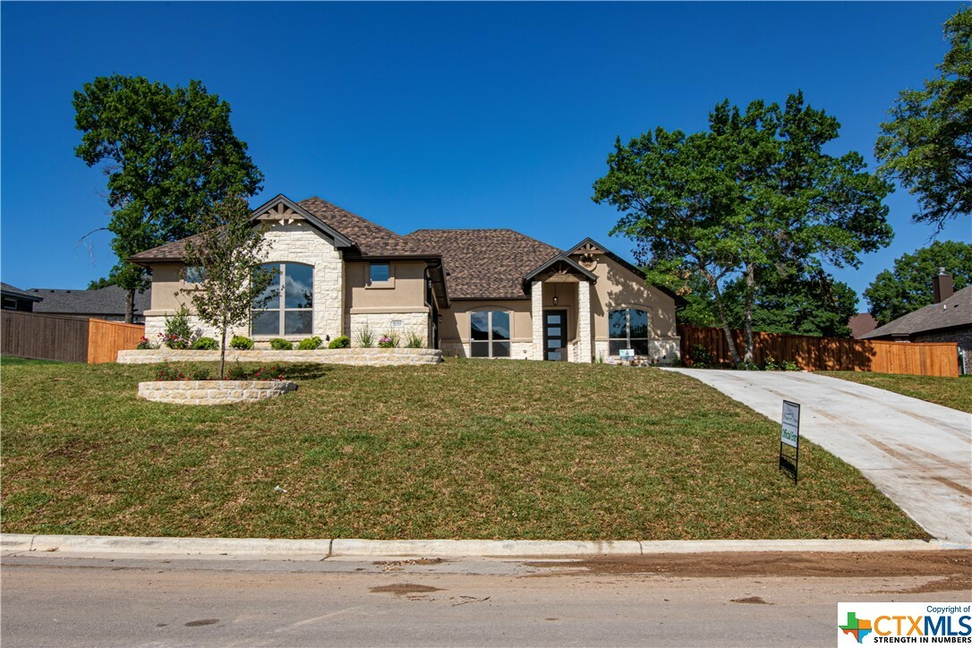 4012 Turning Leaf Drive  Nolanville TX 76559 photo