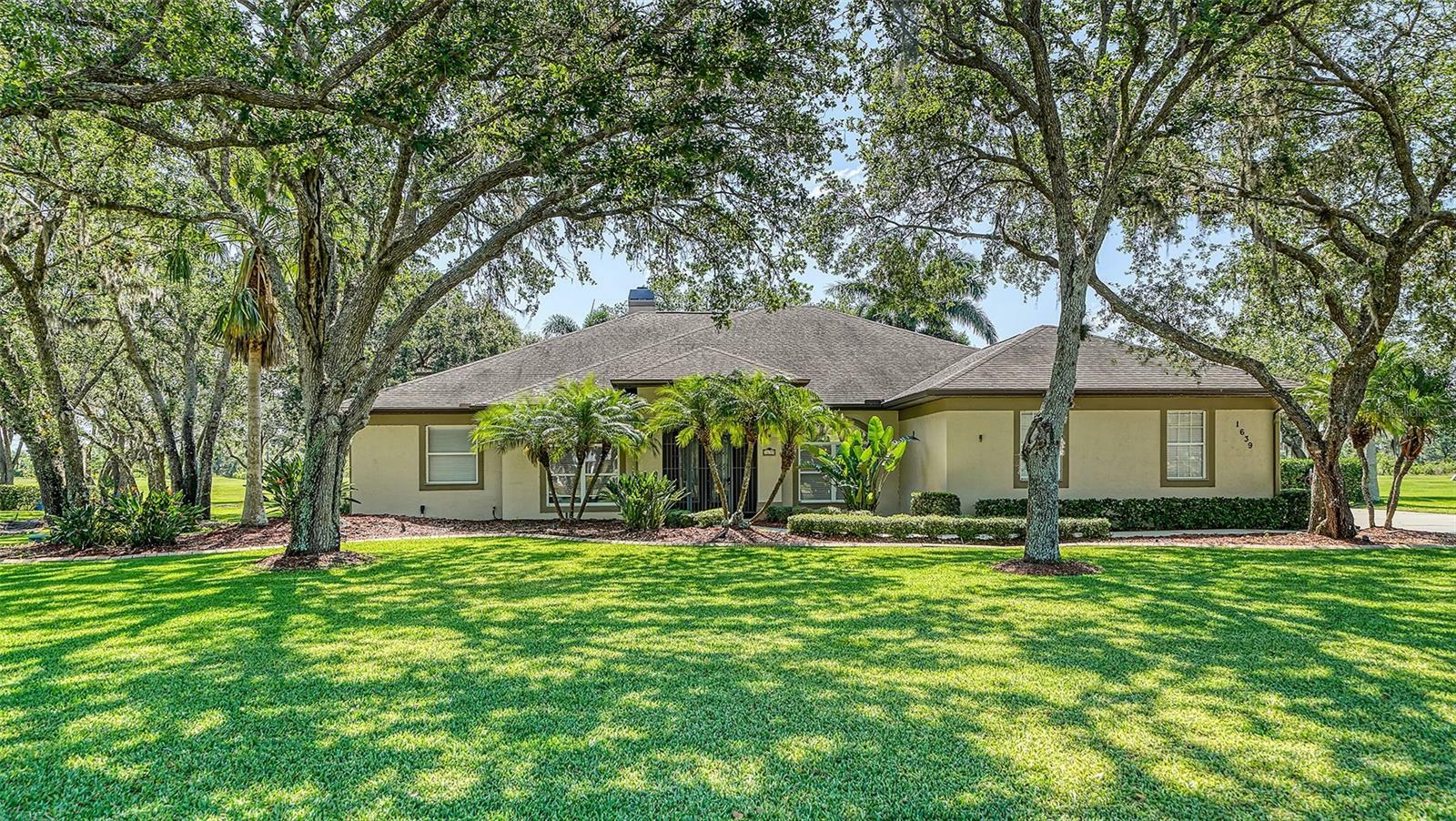 Property Photo:  1639 Kingsdown Drive  FL 34240 