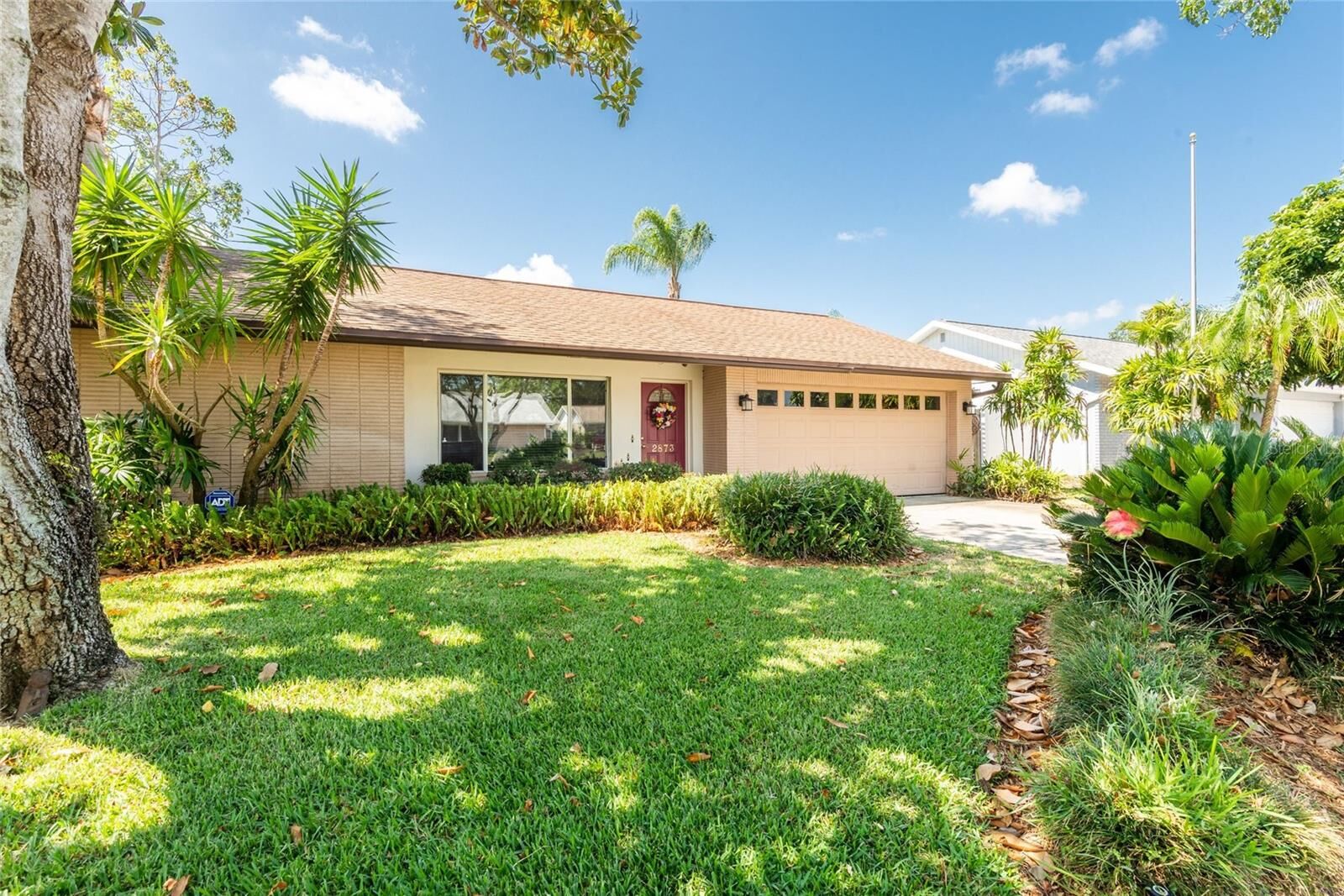 Property Photo:  2873 Sarah Drive  FL 33759 