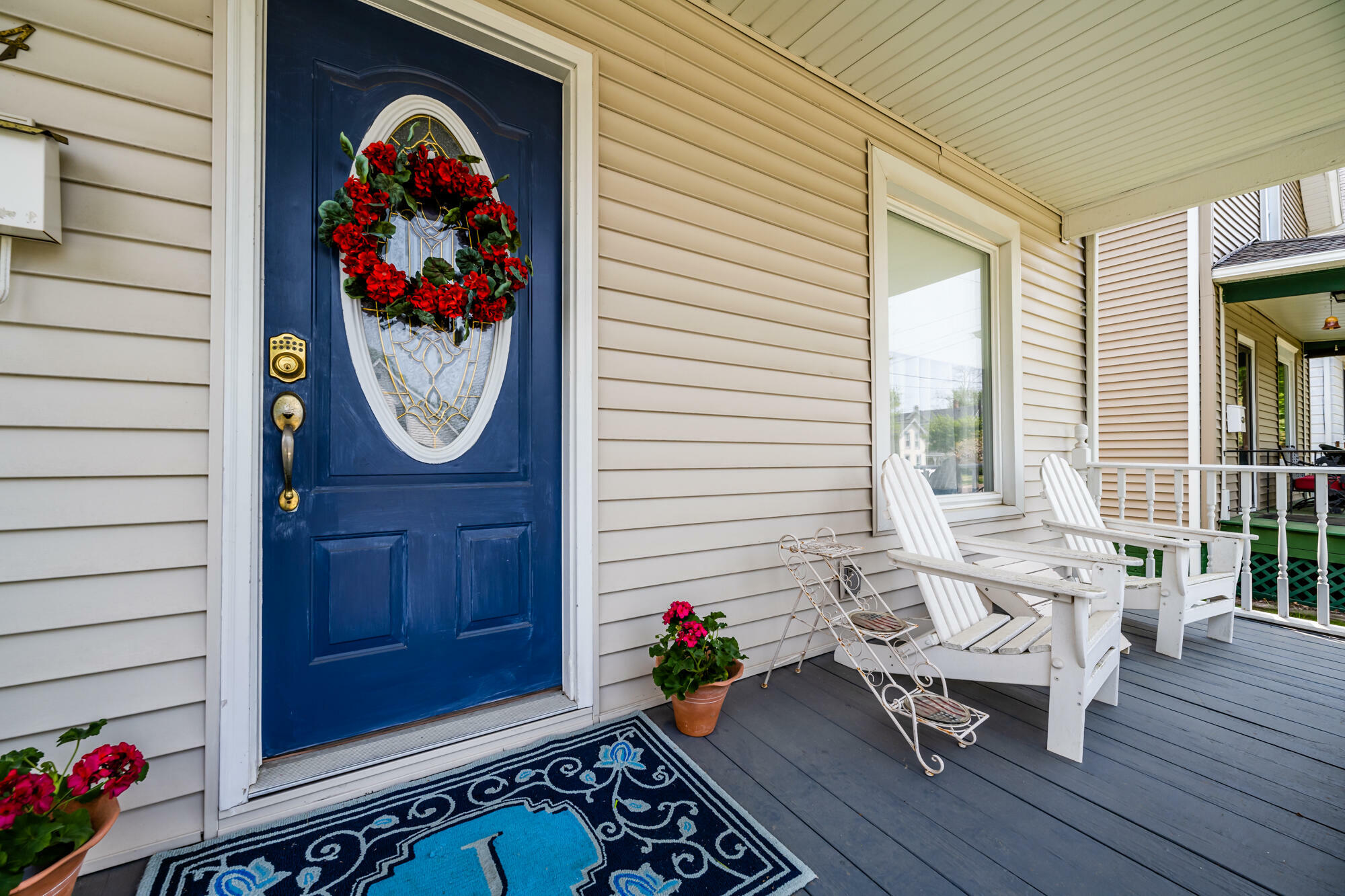 Property Photo:  1004 Harrison Avenue  MI 49085 