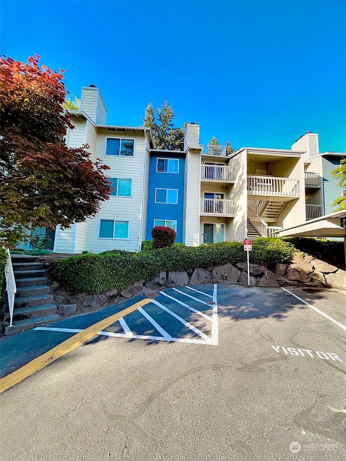 Property Photo:  9494 Redmond Woodinville Road NE B107  WA 98052 