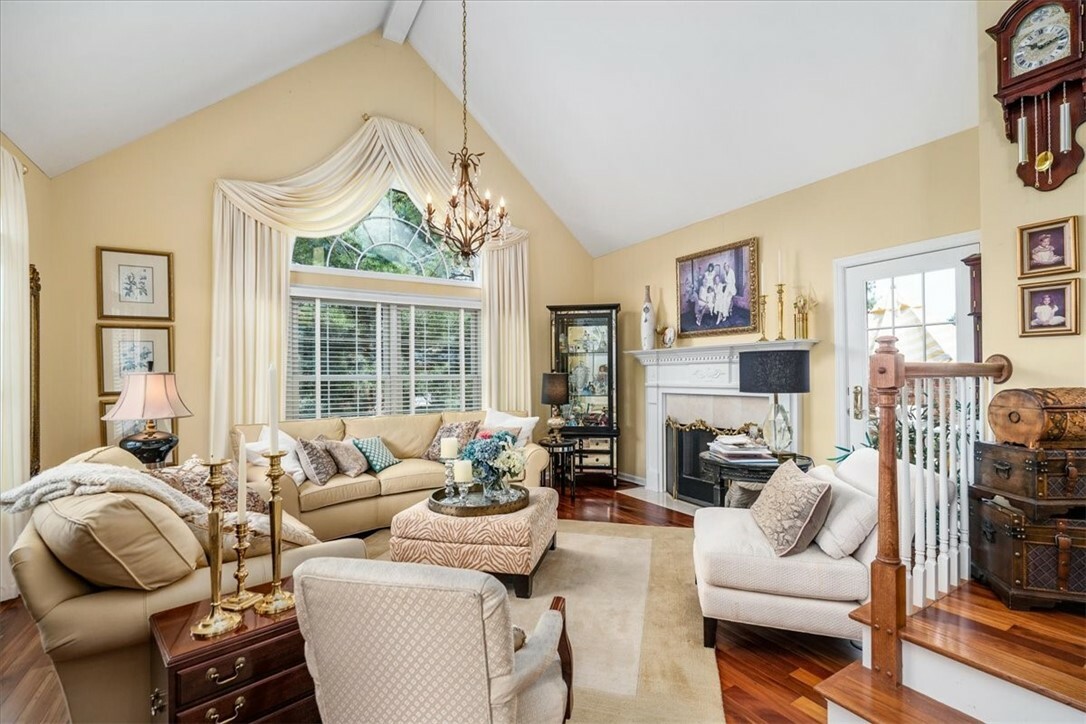 Property Photo: 1703 Appleridge Ct PA 15044