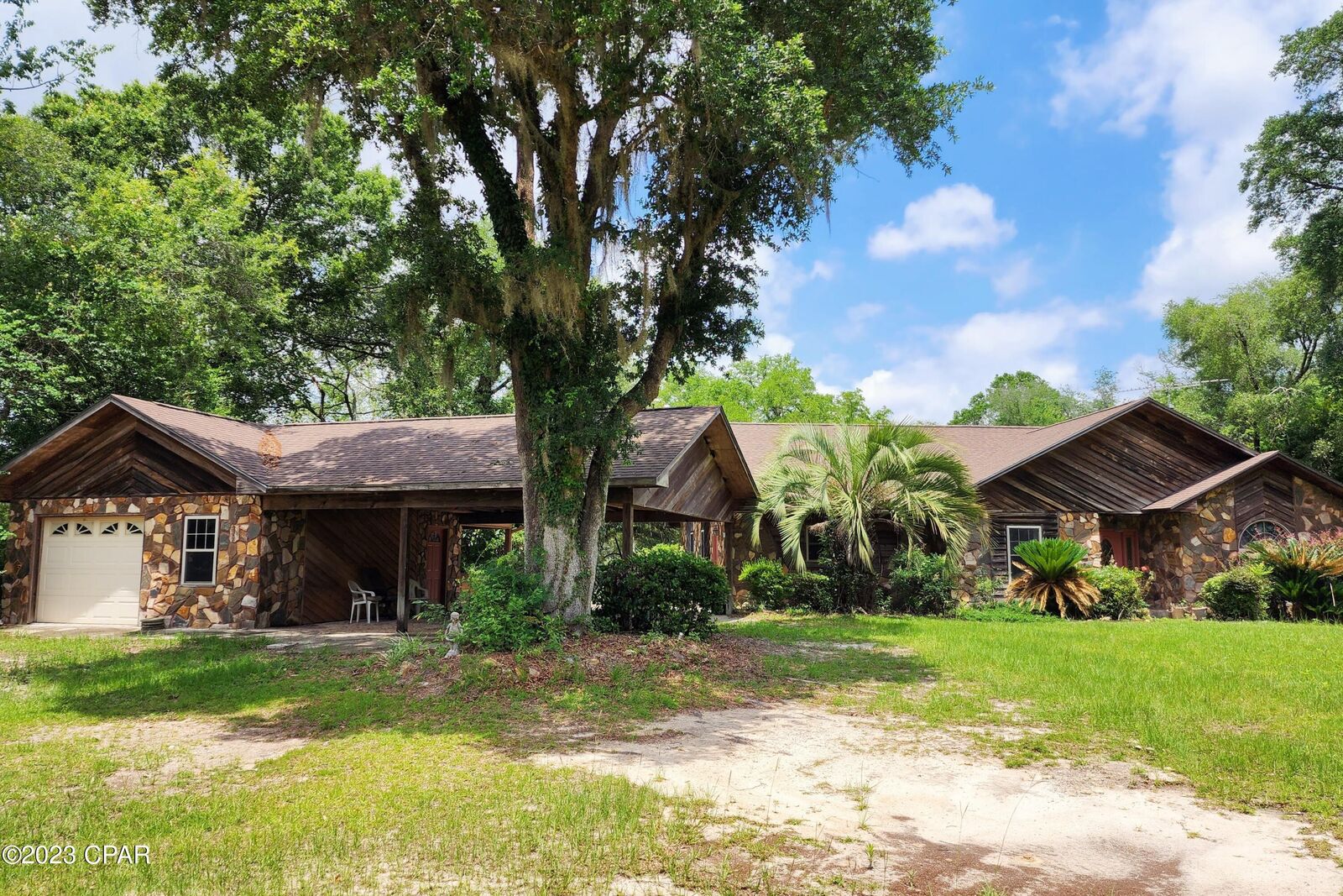 Property Photo: 6944 Mattie Pond Lane FL 32423